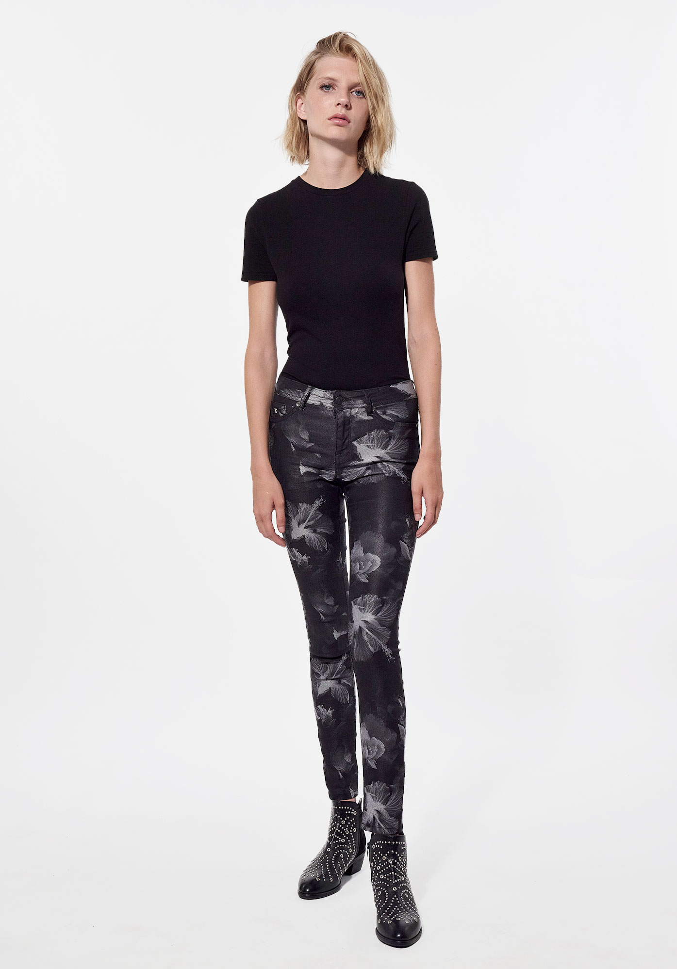 SOHER  Jean skinny fleuri Femme