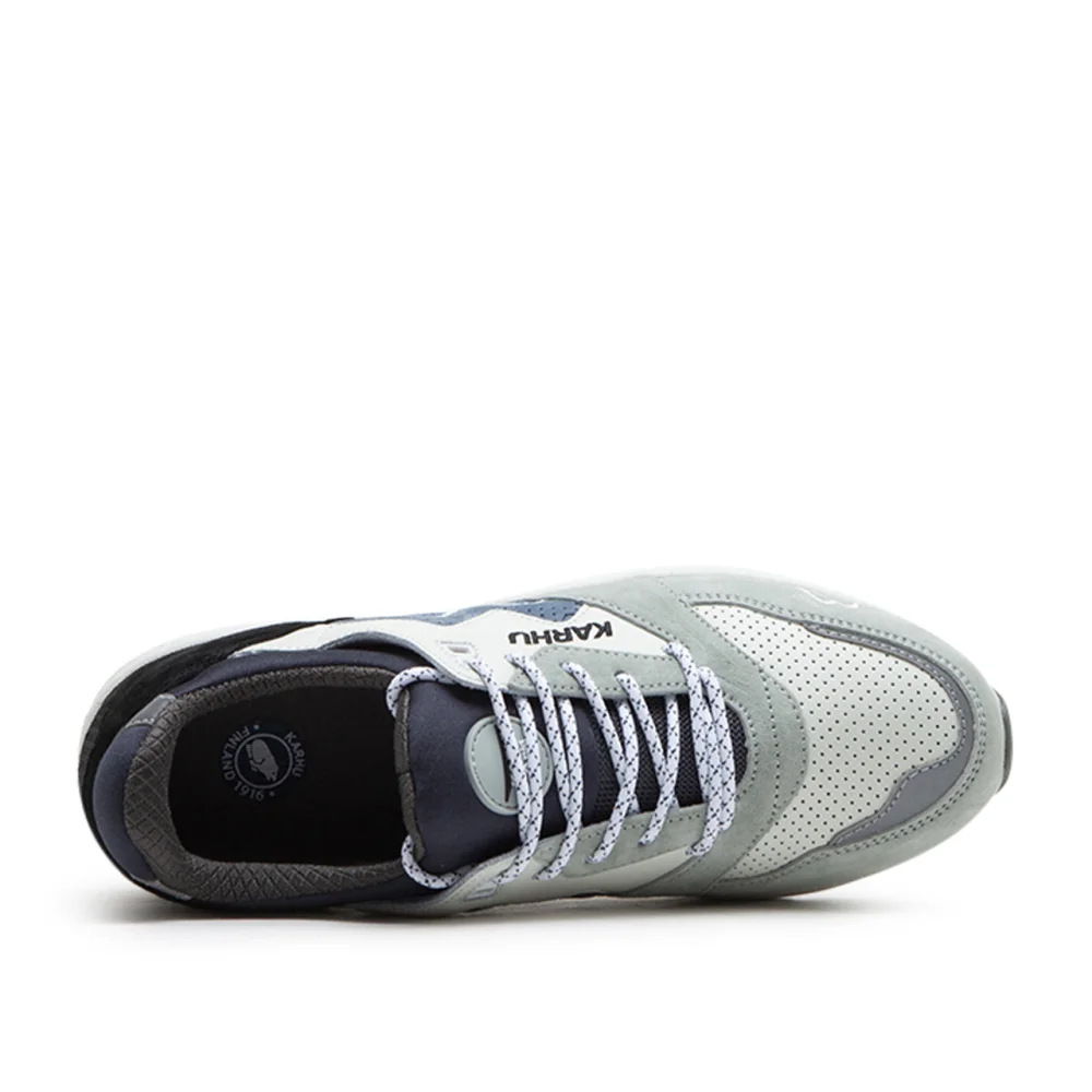 Karhu Aria 95 F803092 / blau