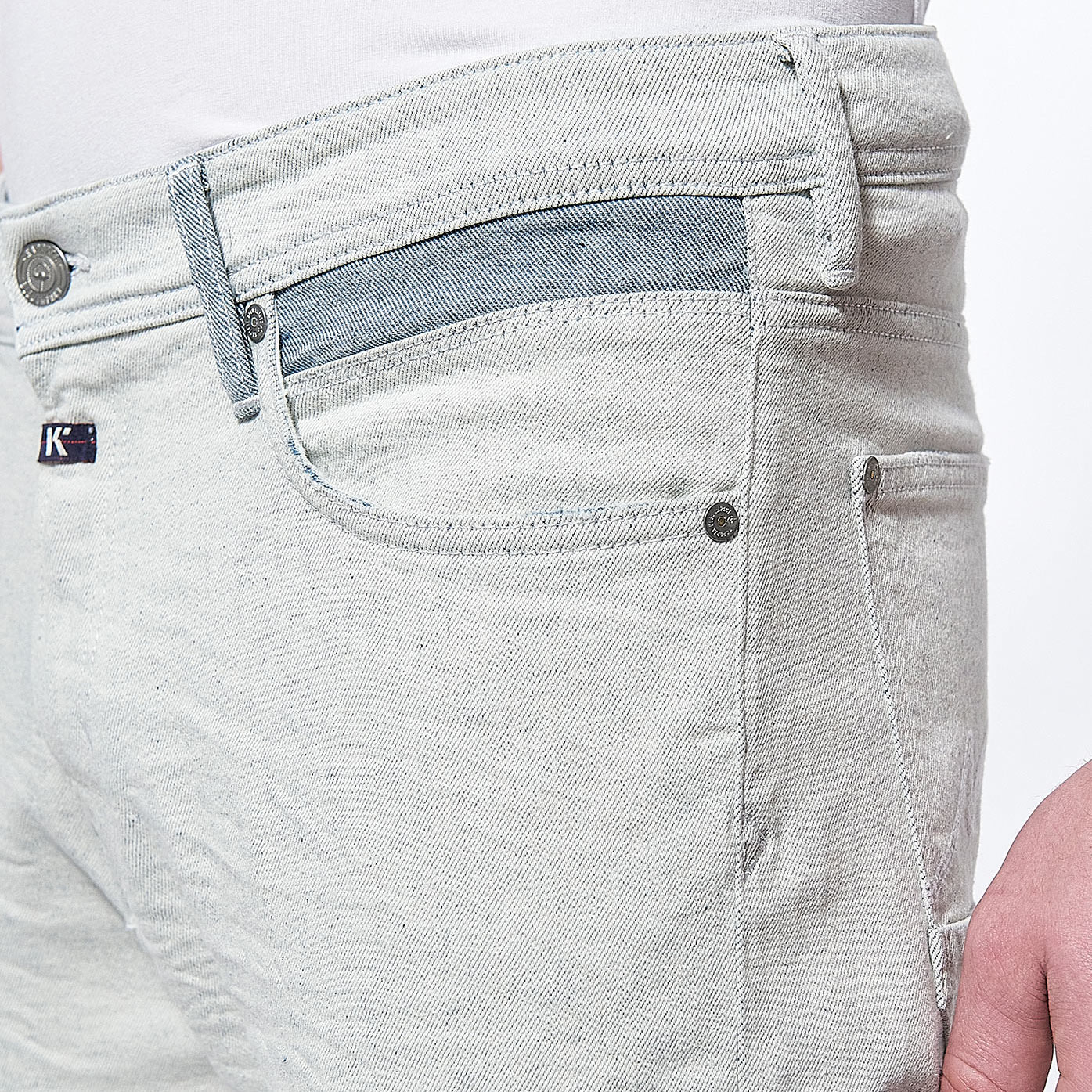 KYLAN  Jean relaxed cropped Homme