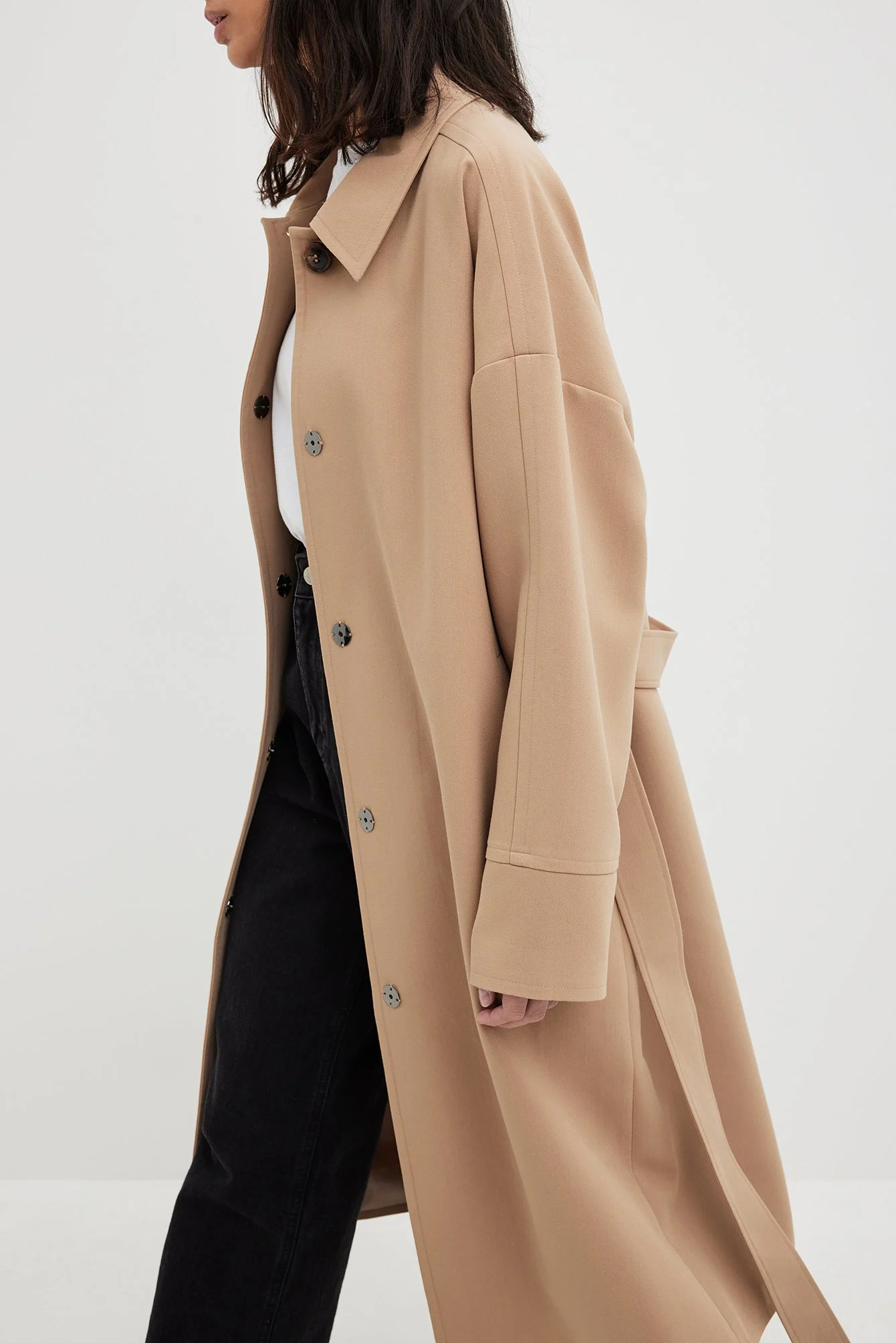 Übergroßer Trenchcoat