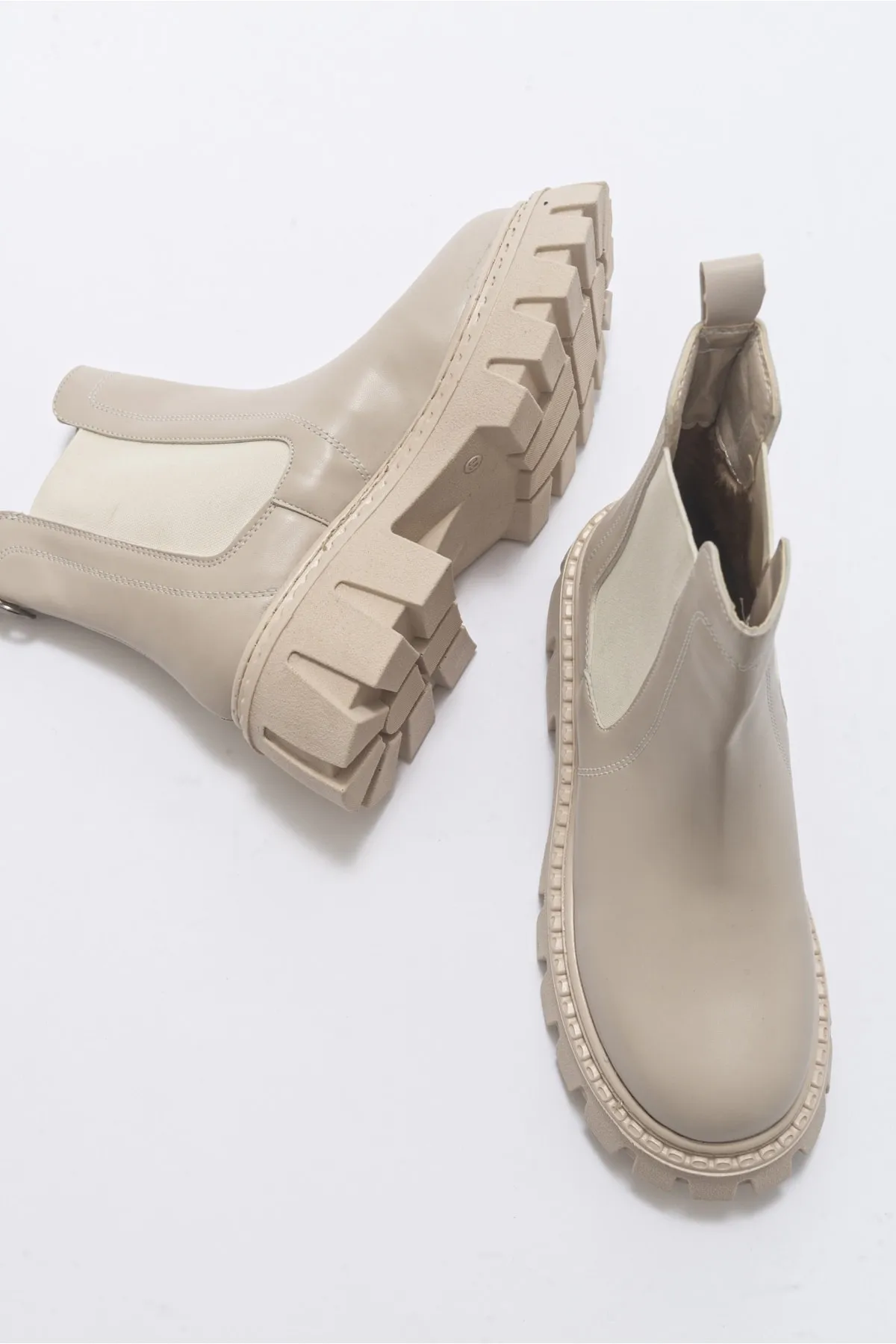 LuviShoes  Chap Beige Damenstiefel