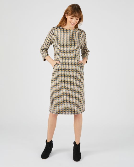 Robe-housse en maille jacquard