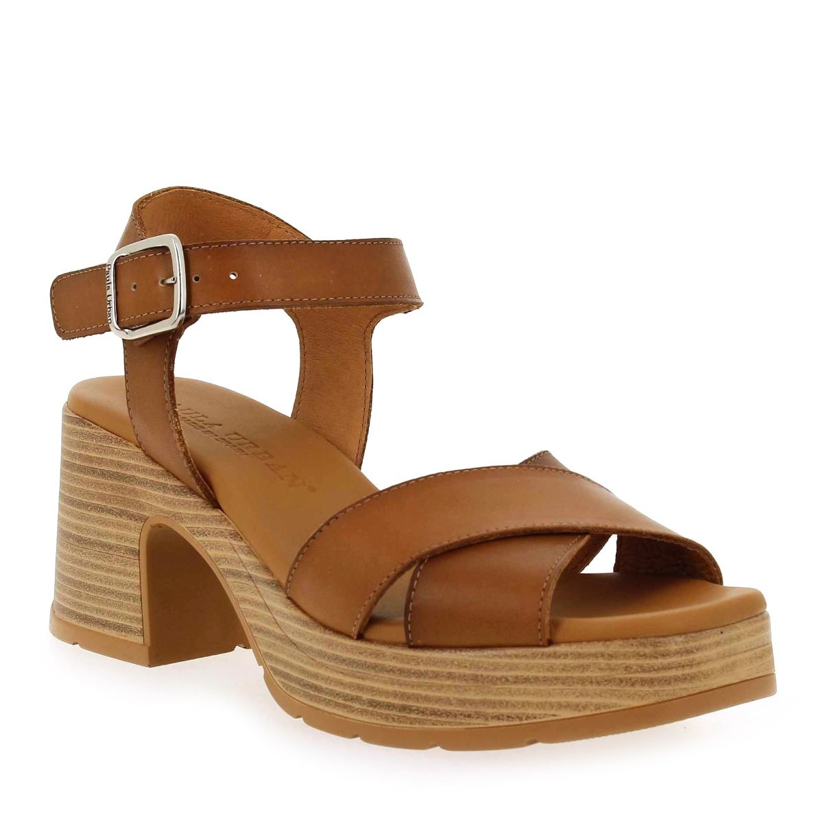Paula Urban  25549 - Camel