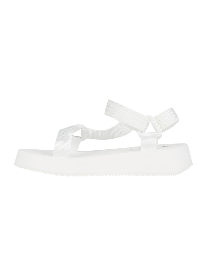 Sandalen aus Textil in weiss