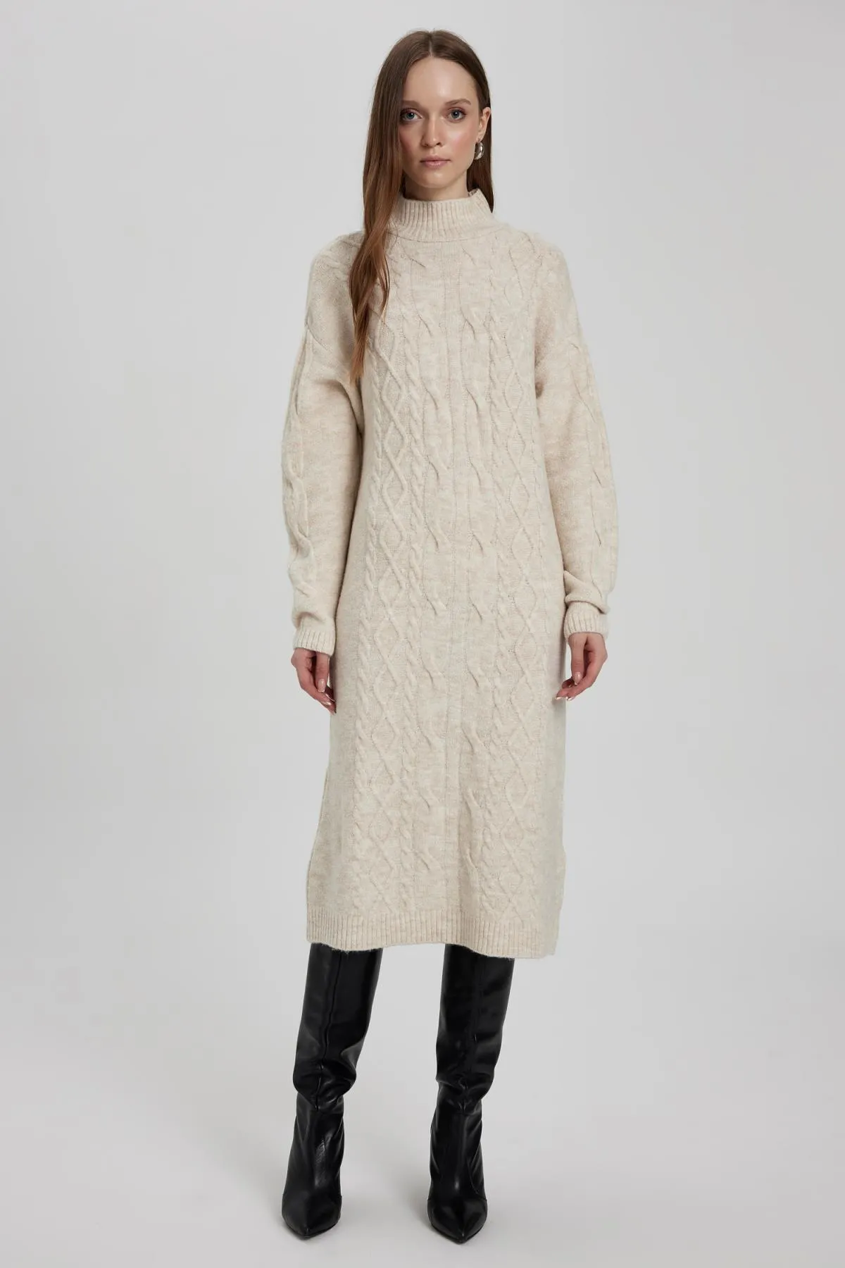 DeFacto  Langärmliges Kleid mit halblangem Rollkragen und normaler Passform