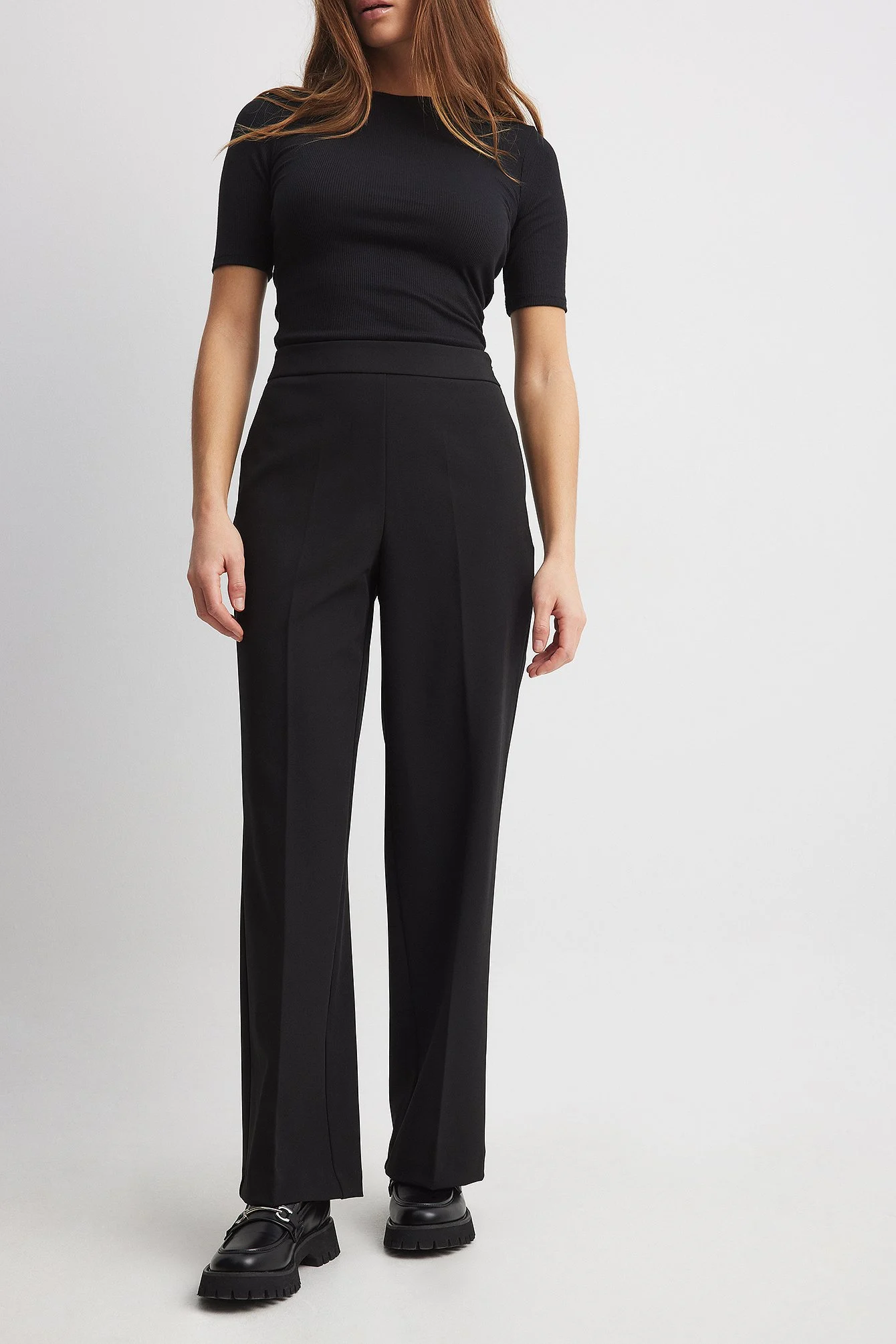 Gerade Jeans mit hoher Taille