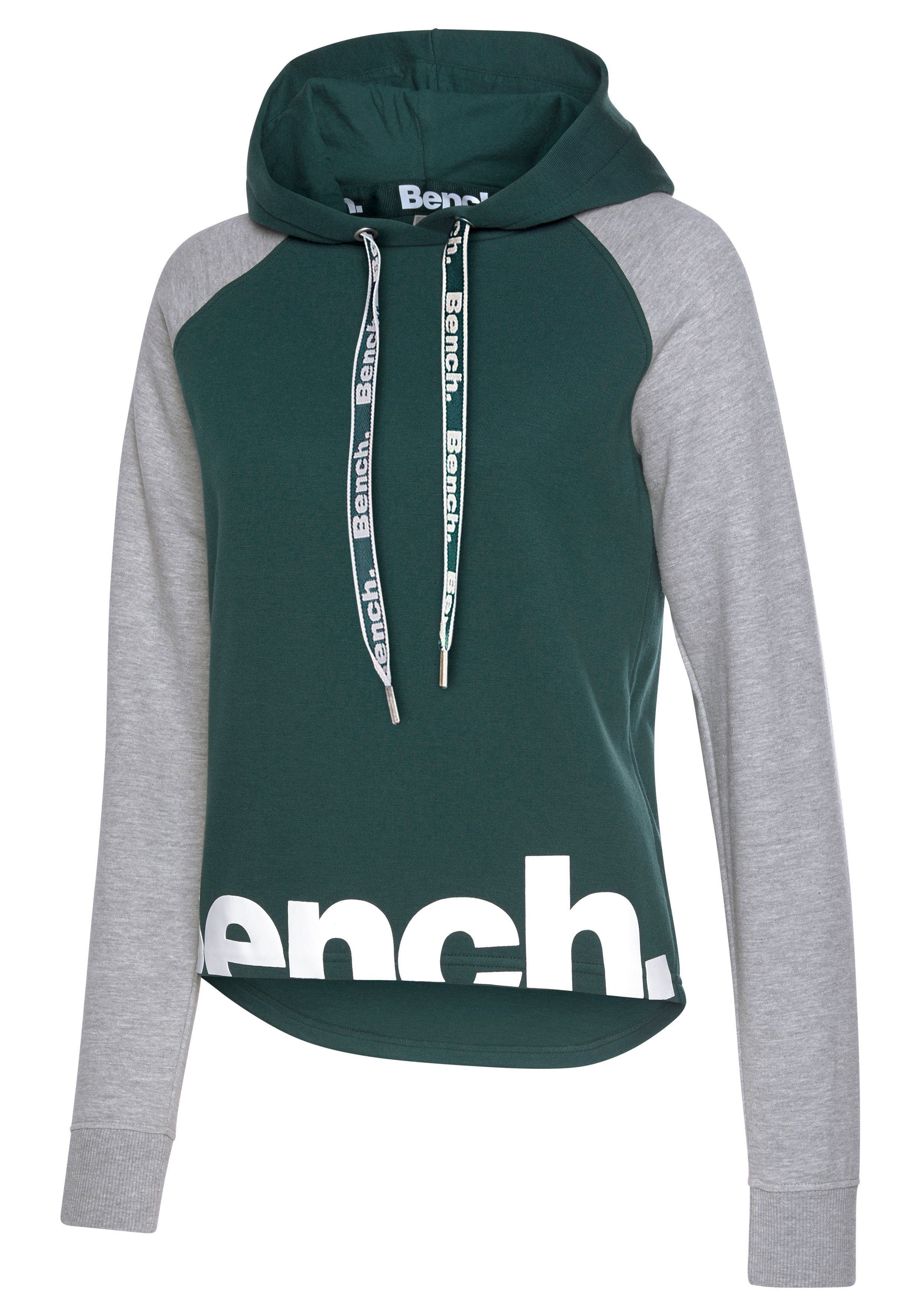 Bench. Loungewear Kapuzensweatshirt mit farblich abgesetzten Ärmeln und Logodruck, Loungeanzug, Hoodie