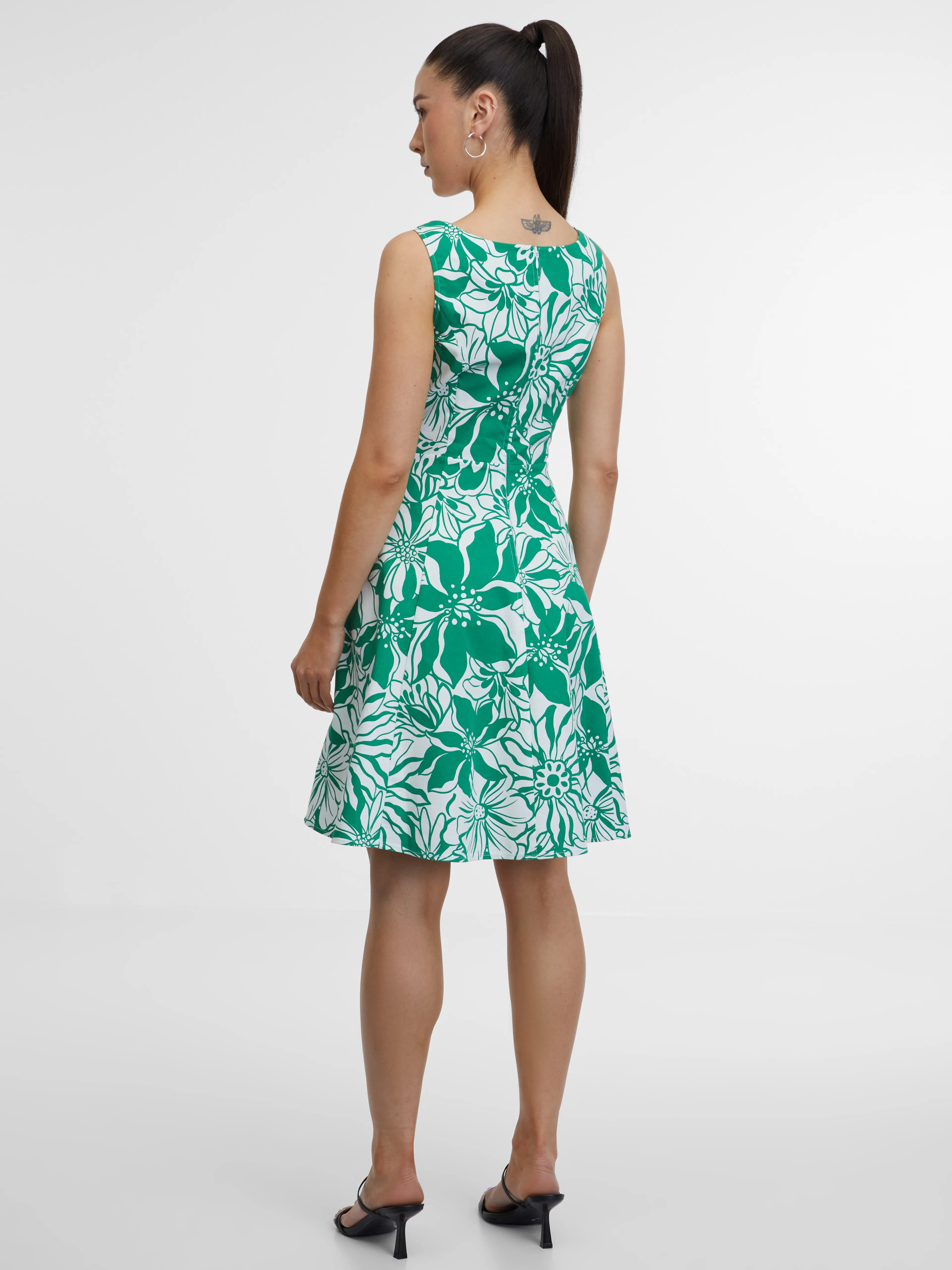 Grünes gemustertes Damenkleid ORSAY