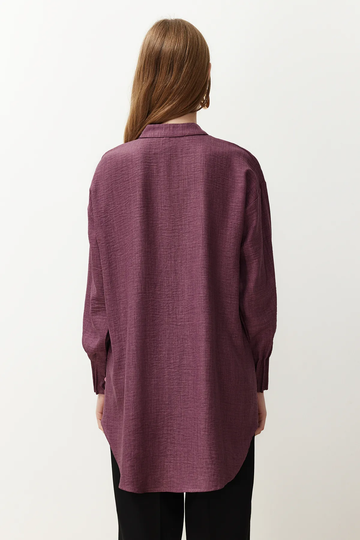 Trendyol Modest  Pflaumenfarbenes, gewebtes Aerobin-Leinenhemd TCTSS24TG00065