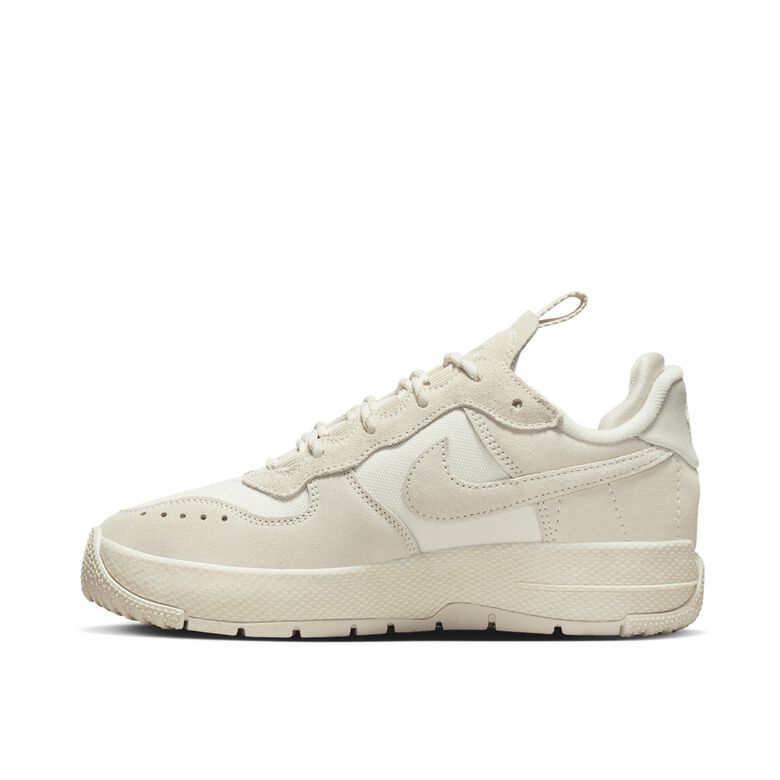 NIKE Wmns Air Force 1 Wild 