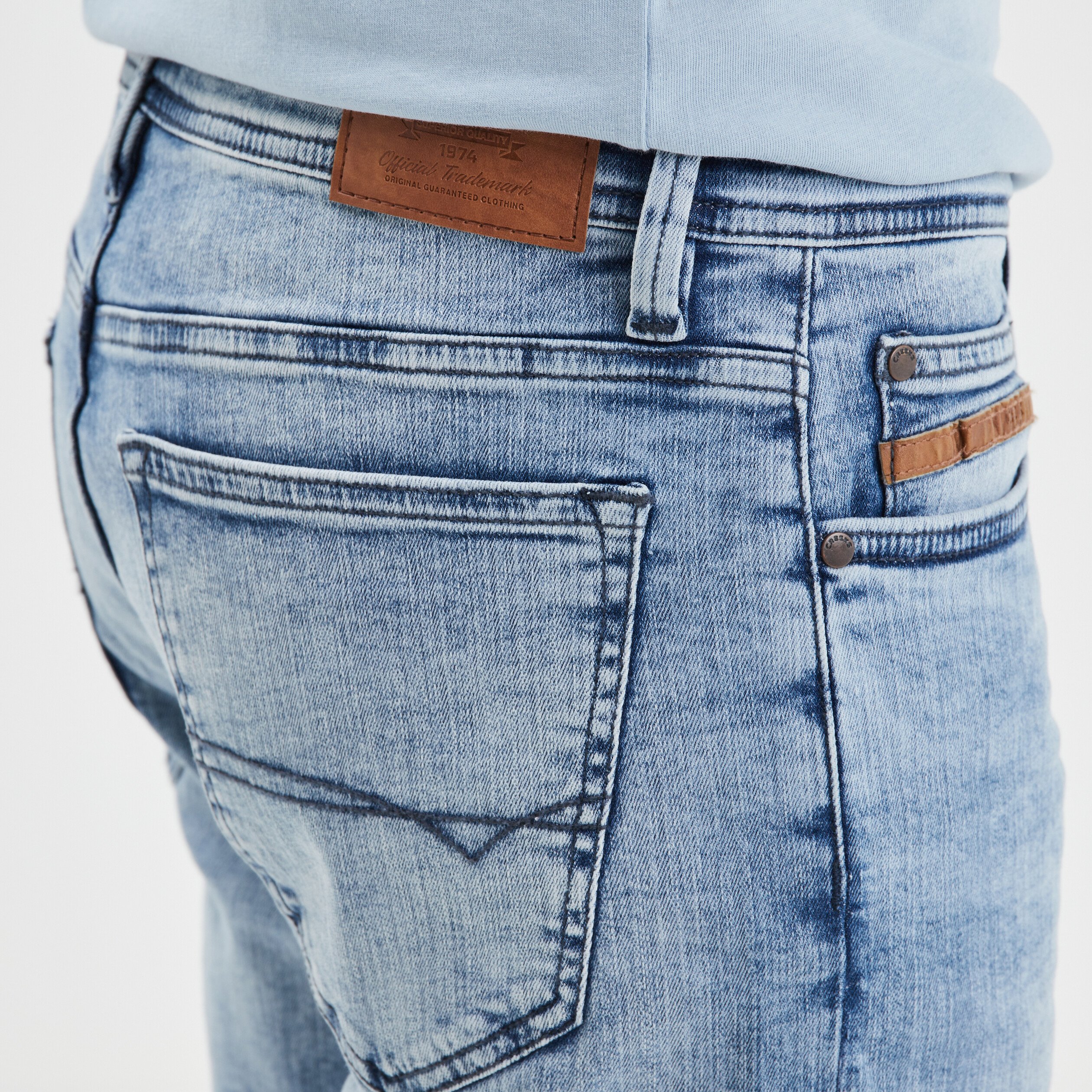 Jeans straight taille standard denim bleach homme | La Halle