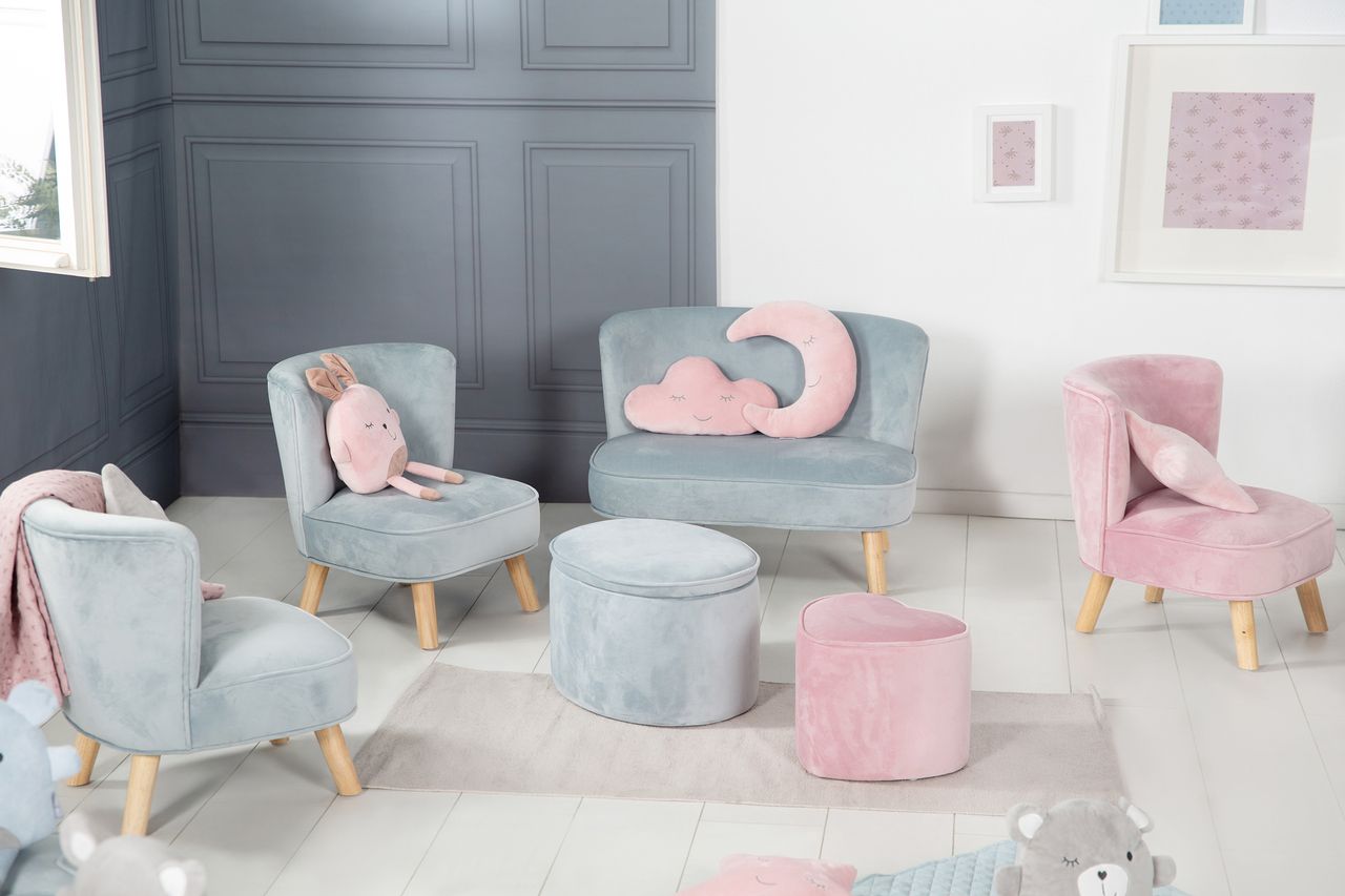 Roba Kindersofa „Lil Sofa“, bequeme Kindercouch mit stabilen Holzfüßen und Samtstoff in Sky/Hellblau