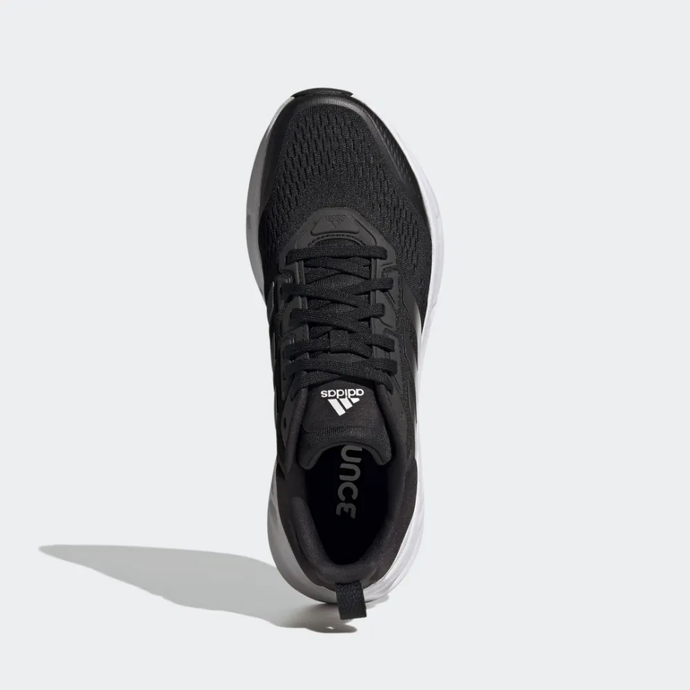 adidas Questar GY2259 / schwarz