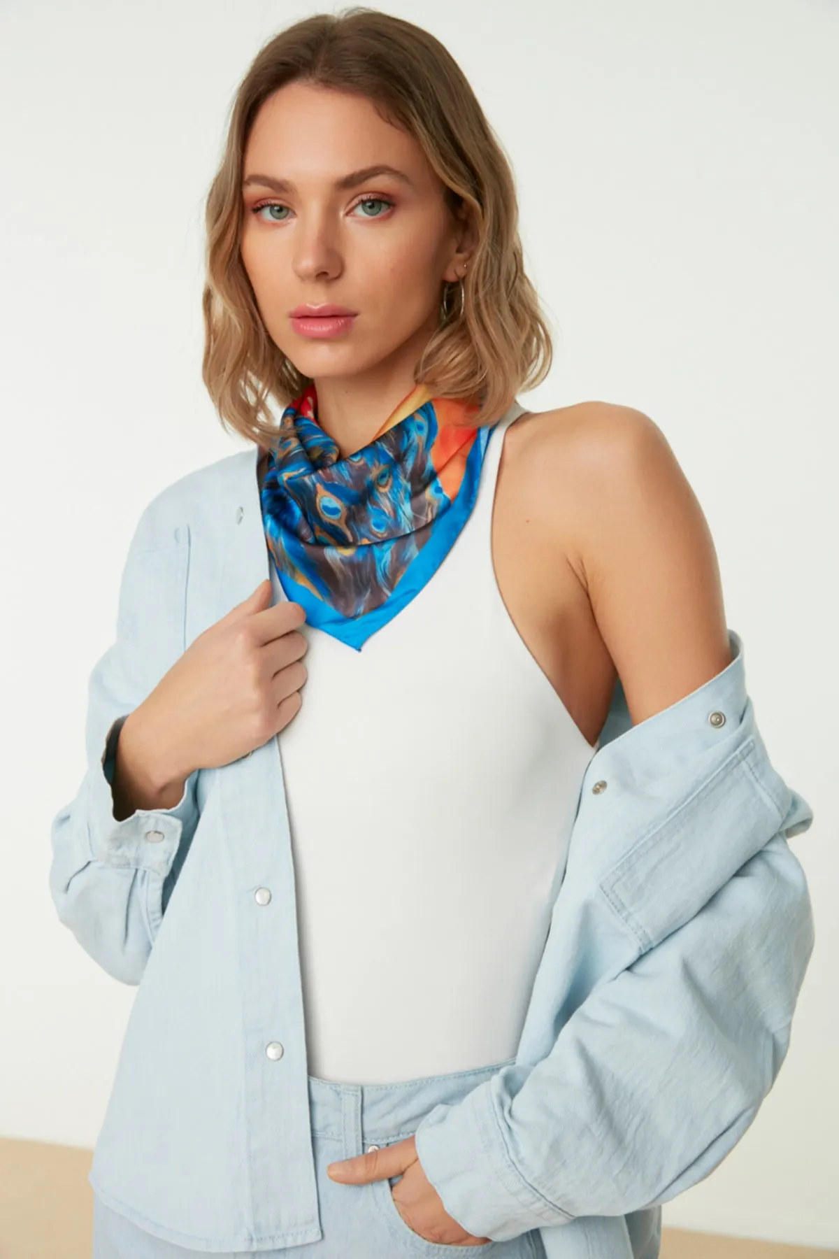 Trendyol Collection  Tuch - Blau - Colorblock