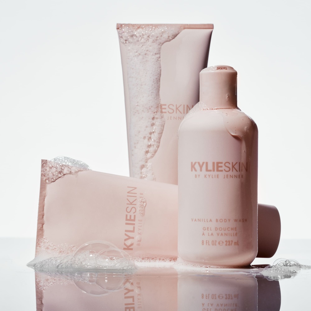 kylie by kylie jenner Gommage corps à la vanille Gommage corps
