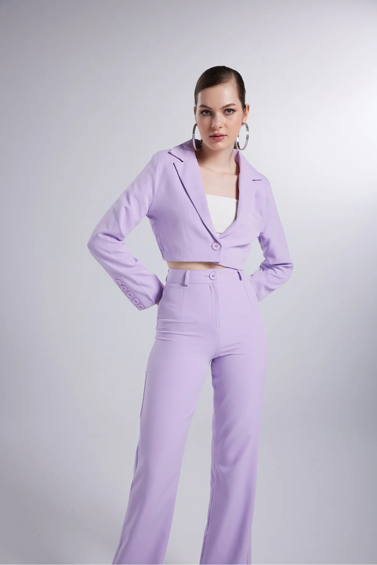 HOLLY LOLLY  Panky-Hose aus Stoff mit hoher Taille und Knopfverschluss in Flieder