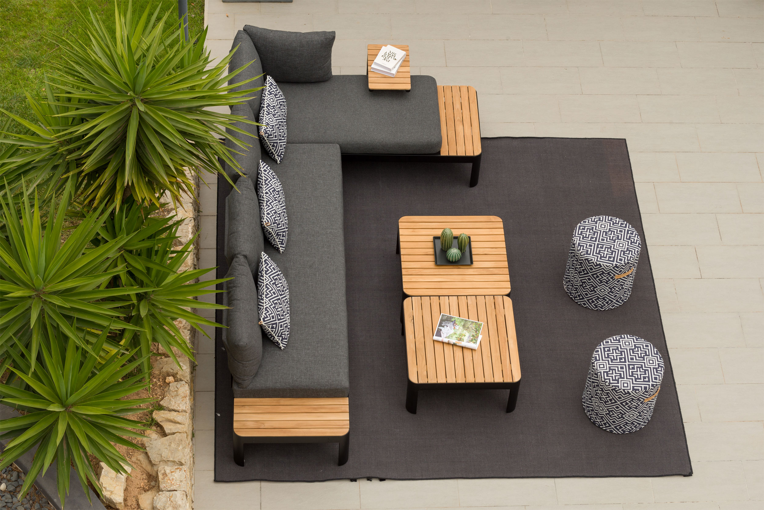 OUTDOORGartensofa Outdoor Loungemöbel