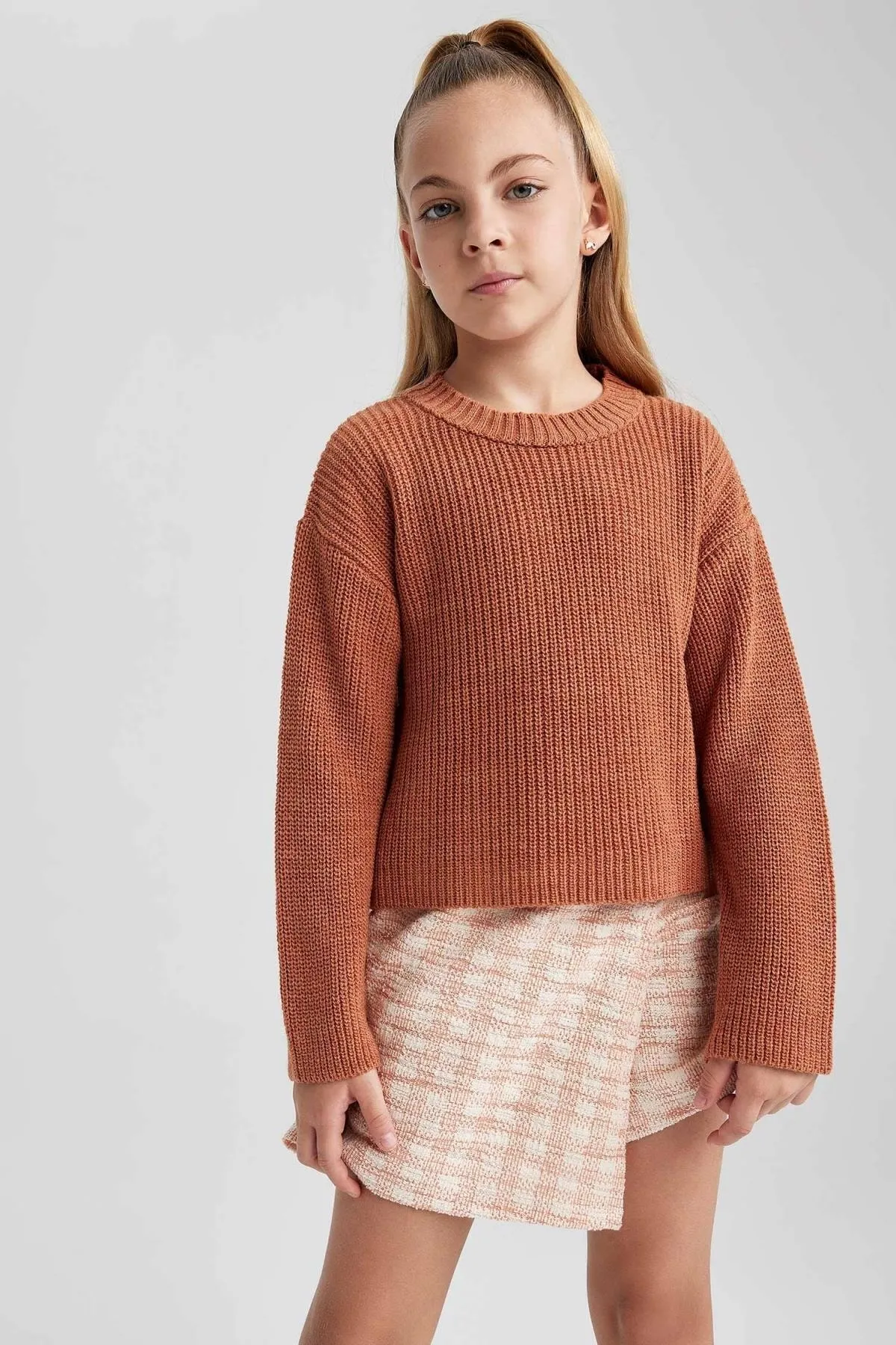 DeFacto  Basic-Pullover mit Rundhalsausschnitt für Mädchen A2293a823au