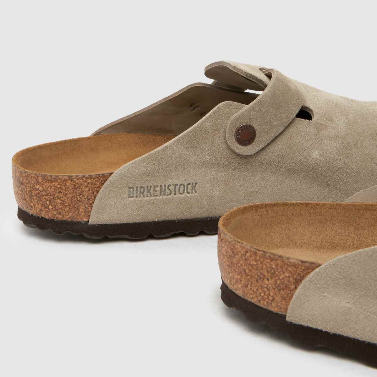 BIRKENSTOCK Boston klumpa szandál bézs színben