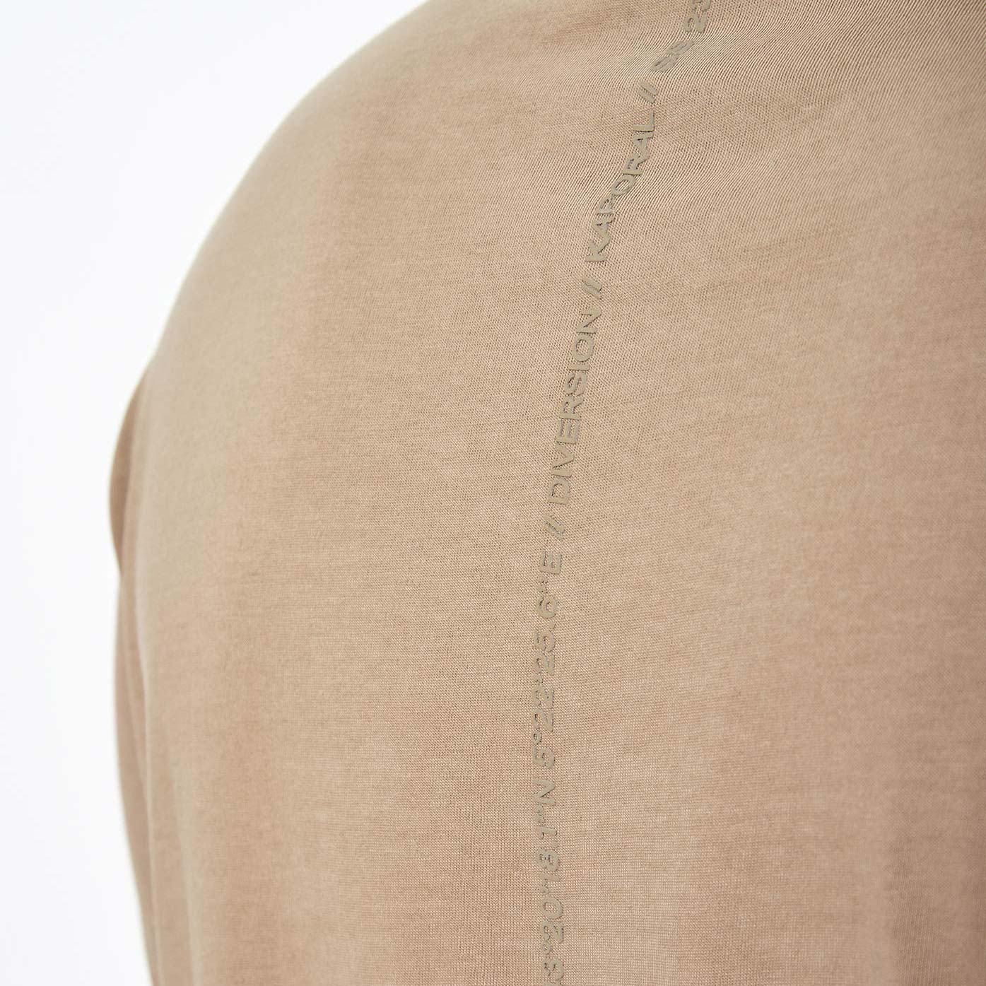 CAD    T-shirt beige en 100% coton