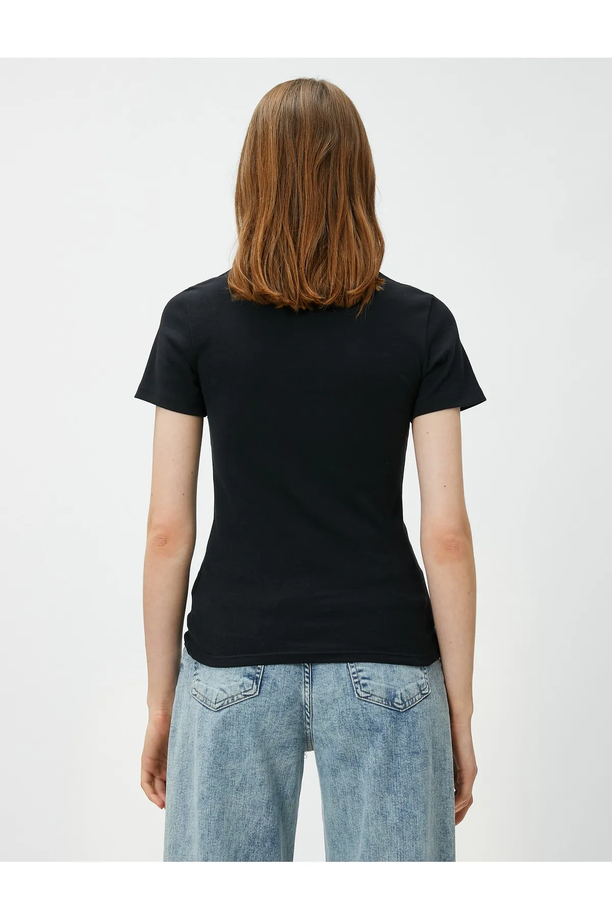 Koton  Basic-T-Shirt aus Baumwolle mit U-Ausschnitt