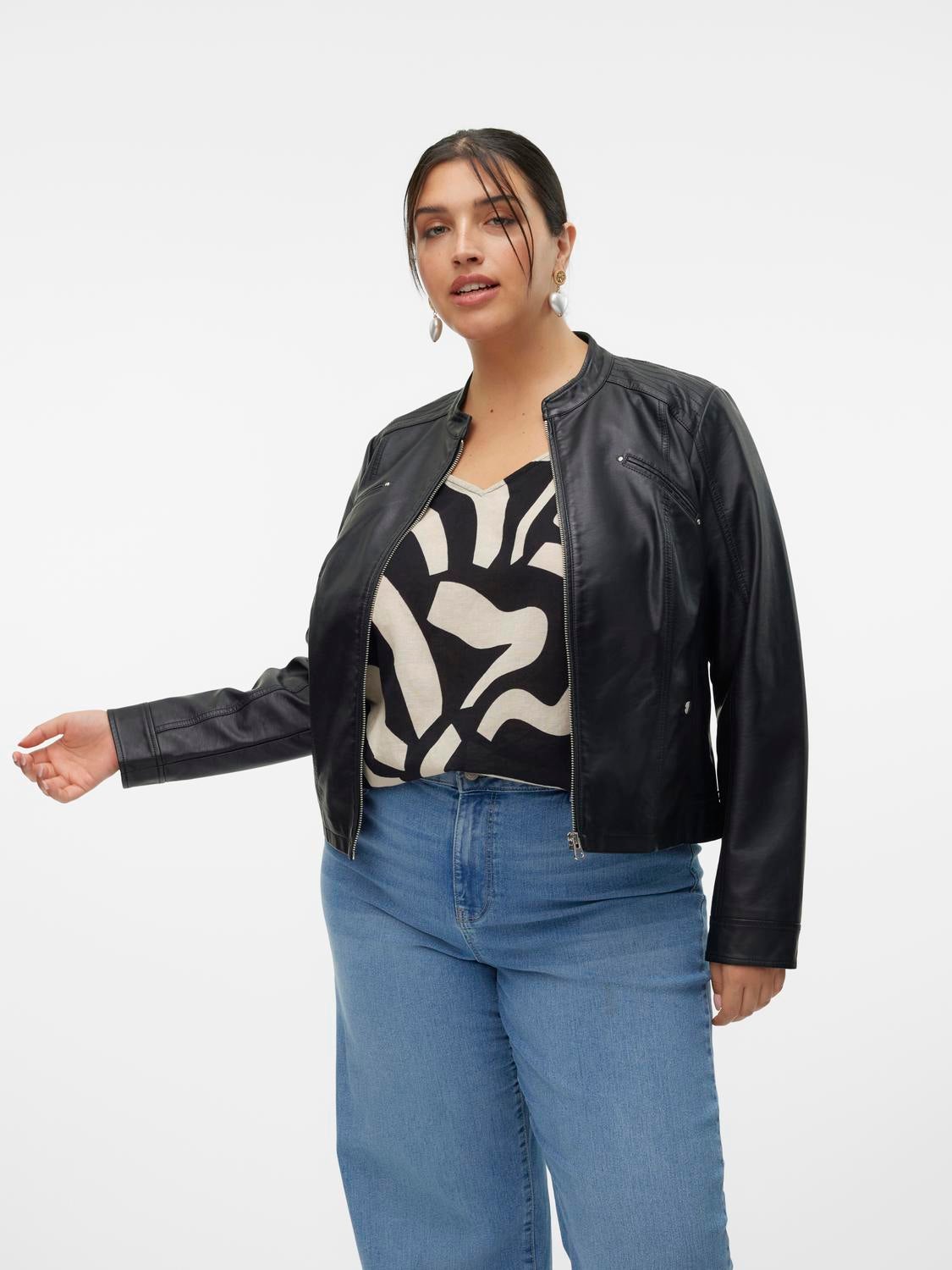 VMCFAVODONA Jacke