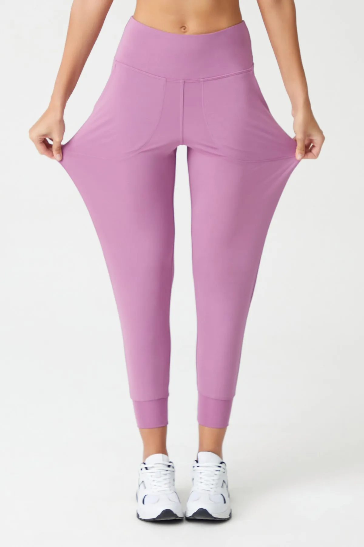 LOS OJOS  Lavendelfarbene Jogginghose mit hoher Taille für Damen