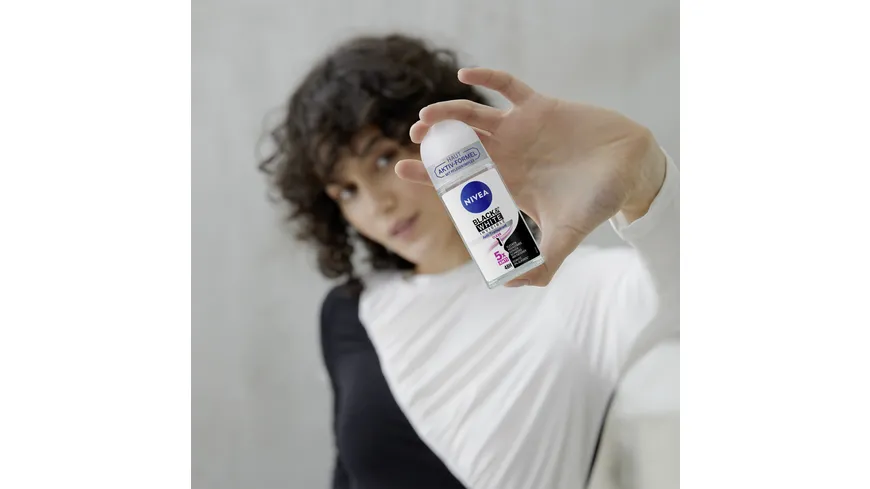NIVEA Deo Roll-On Black+White Invisible Clear Anti-Transpirant 50 ml