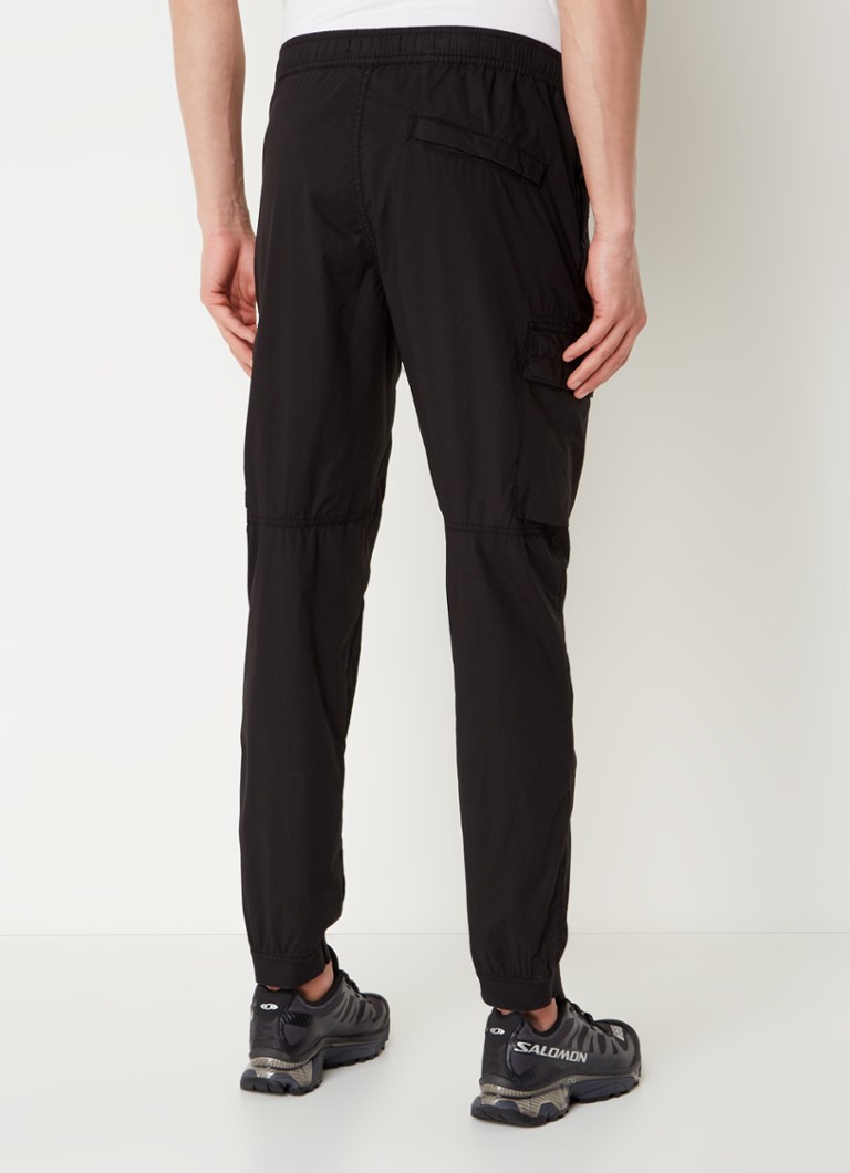 Pantaloni cargo conici Stone Island 31303 cu cizme din piele