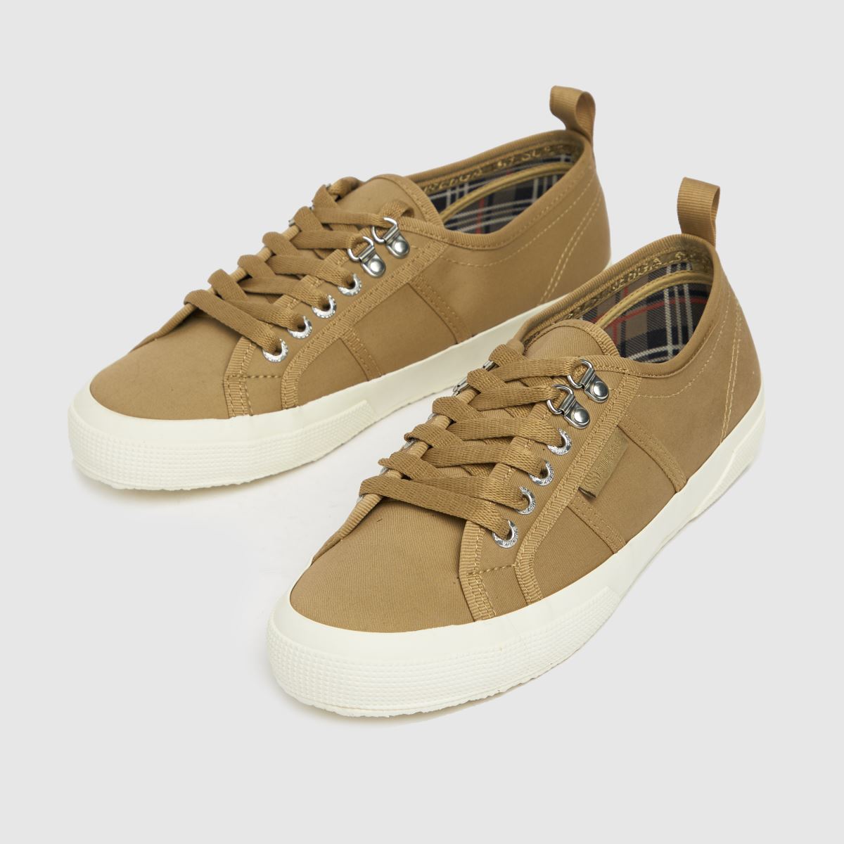 Superga 2750 balncscipő bézs színben
