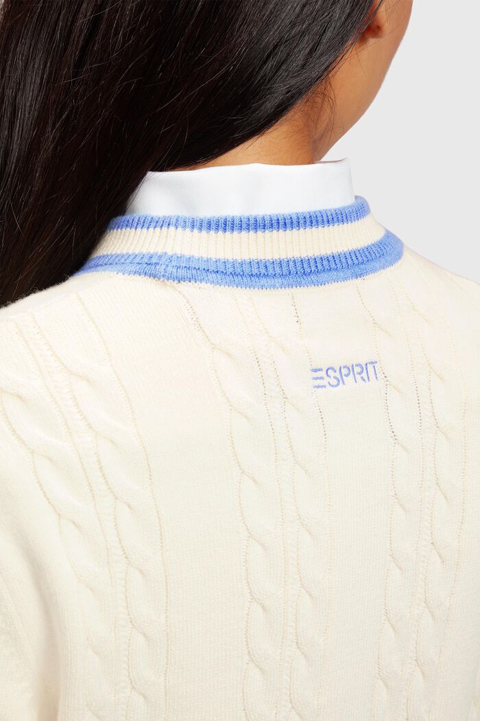 Zopfstrickpullover mit Delfin-Logo