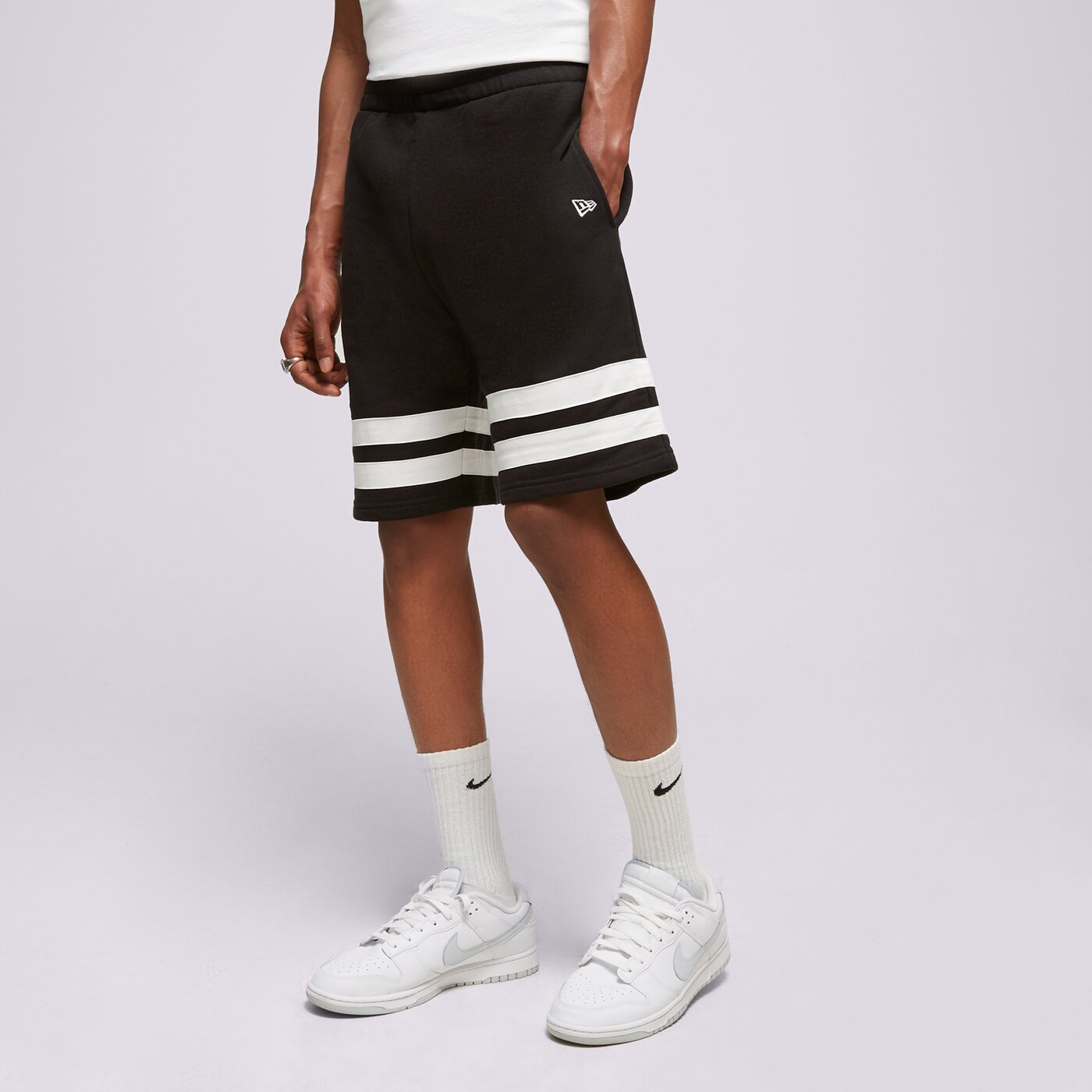 NEW ERA SHORTS NE NEWERA NONE Schwarz