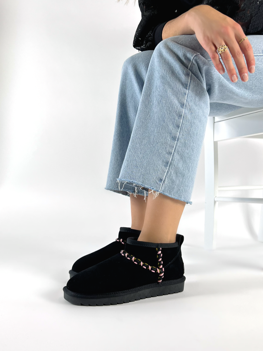 Colors of california  HC YW237 - Noir Rose