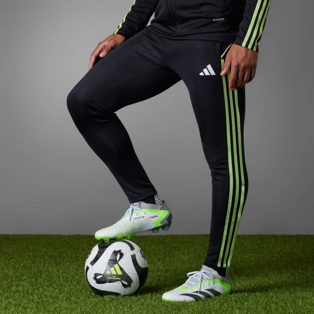 adidas Predator ACCURACY.1 FG GZ0035 / weiss