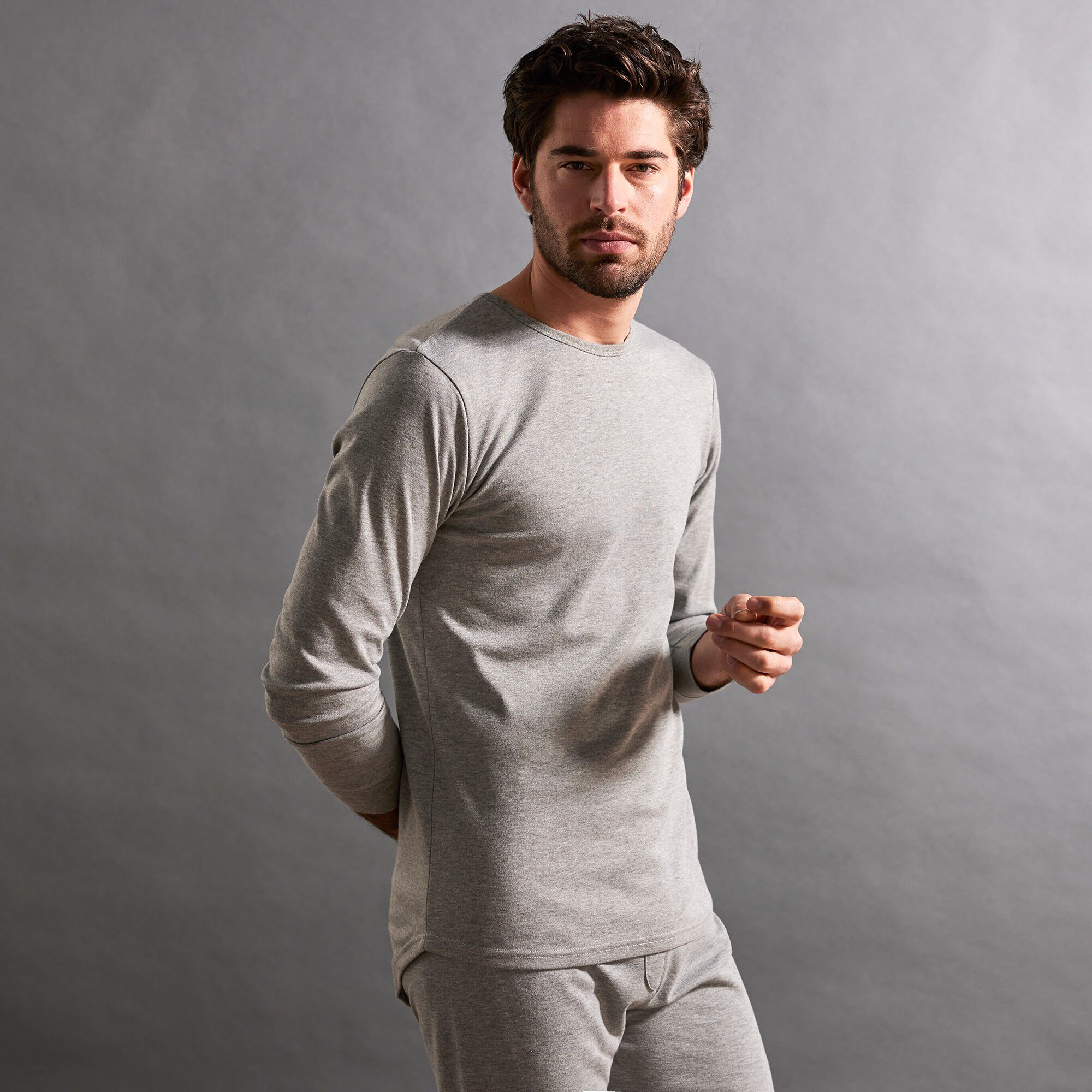 Tee-shirt sous-vêtement homme col rond manches longues dos long coton
