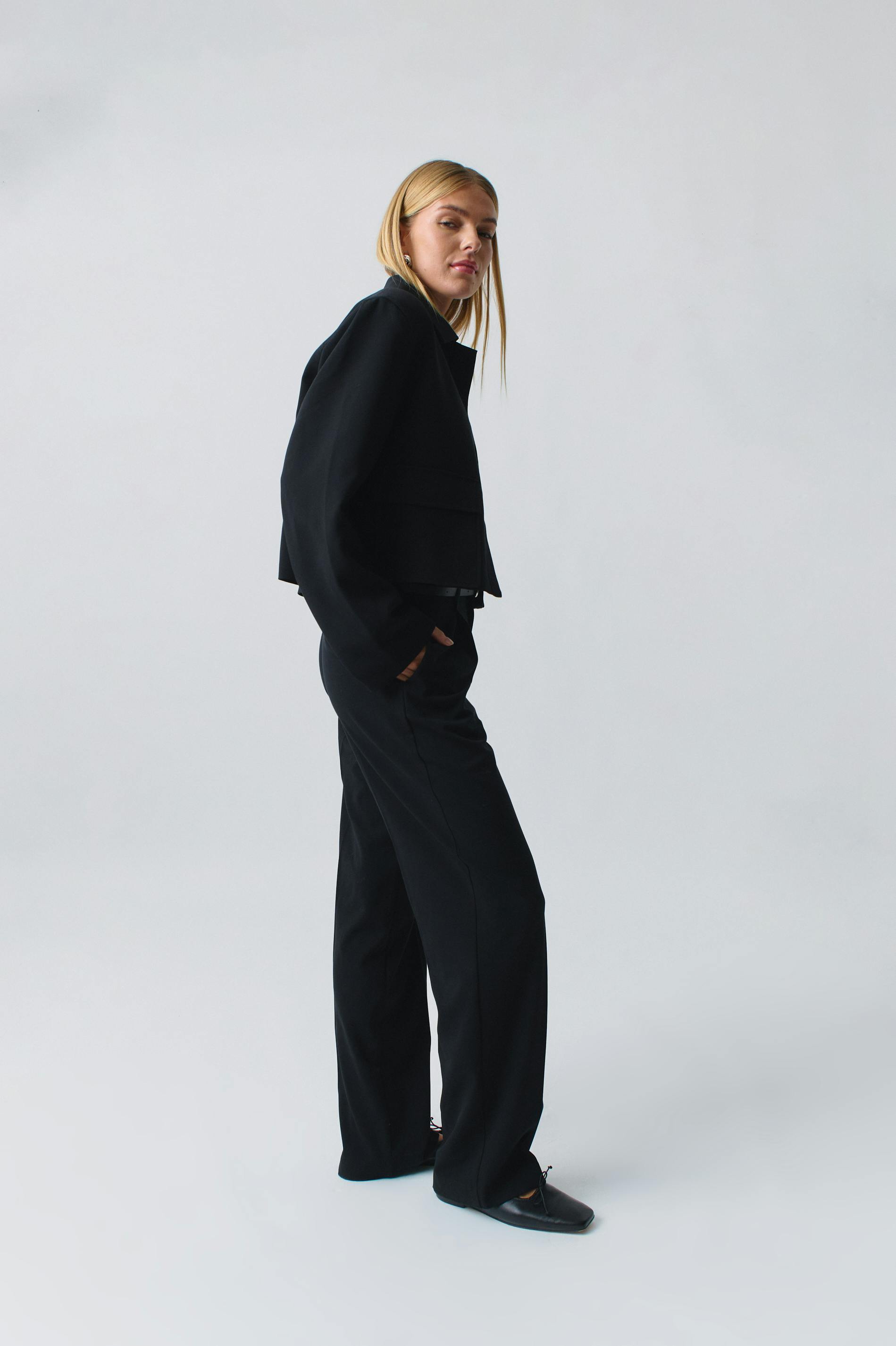 Tailored wide trousers