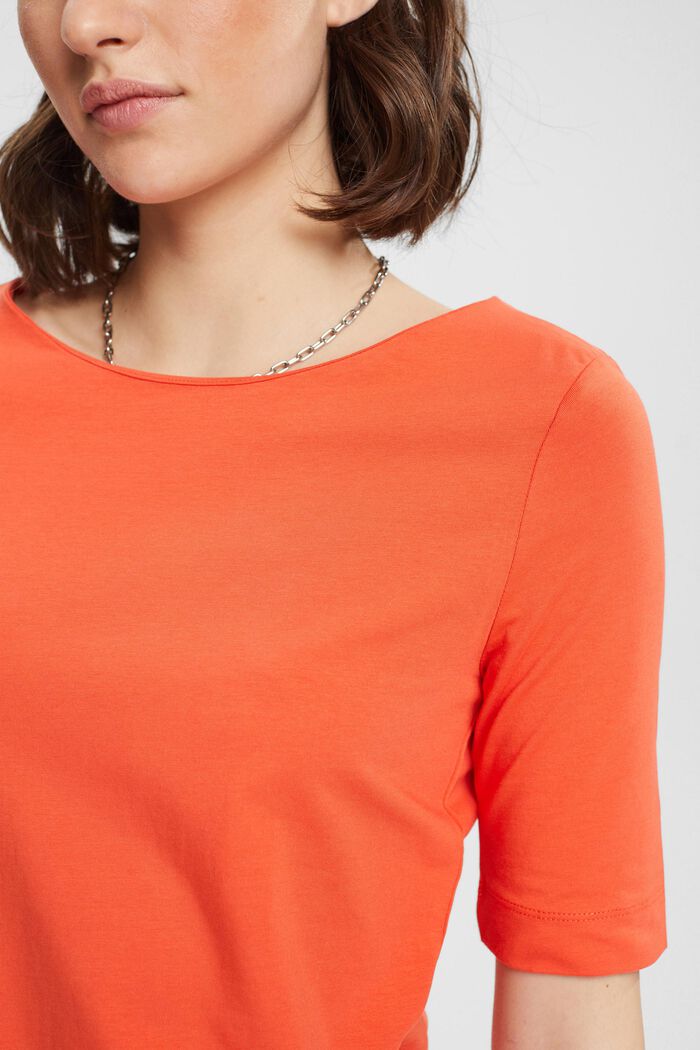 T-Shirt mit U-Boot-Ausschnitt