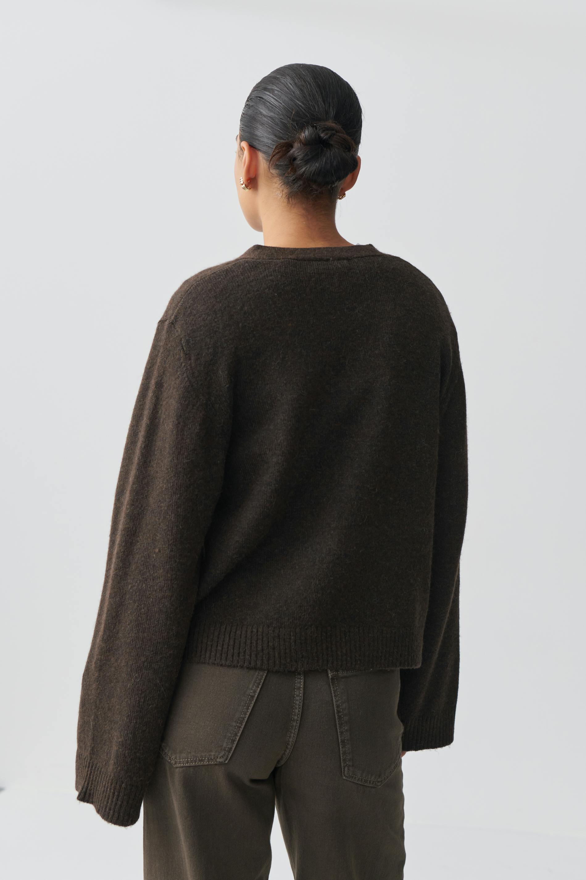 Relaxed knitted cardigan