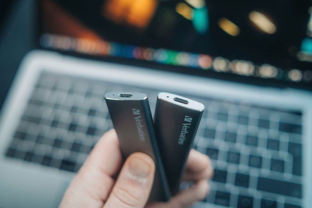 Verbatim Vx500 120GB externe SSD (120 GB) 500 MB/S Lesegeschwindigkeit, 290 MB/S Schreibgeschwindigkeit