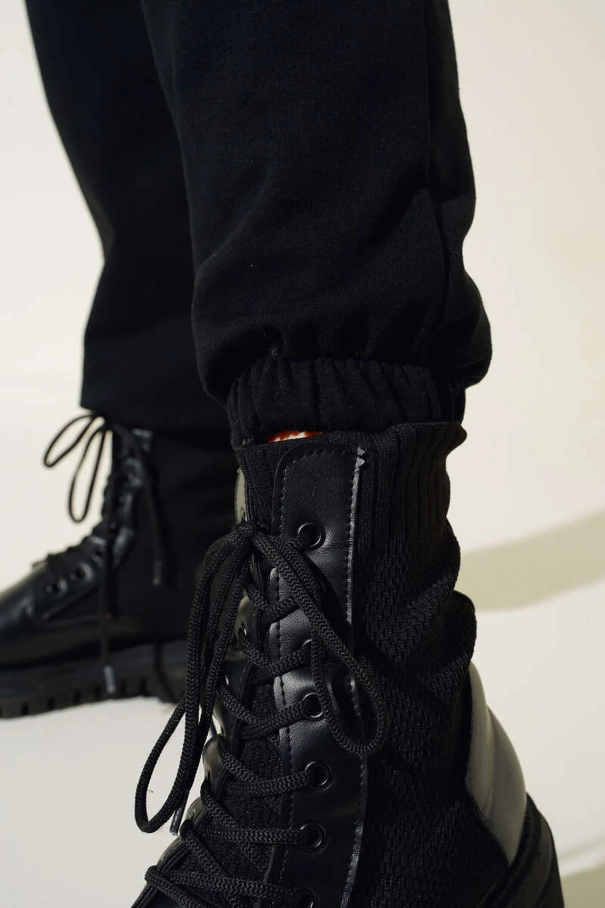 VOLT CLOTHİNG  Jogginghose mit elastischem Bein für Damen