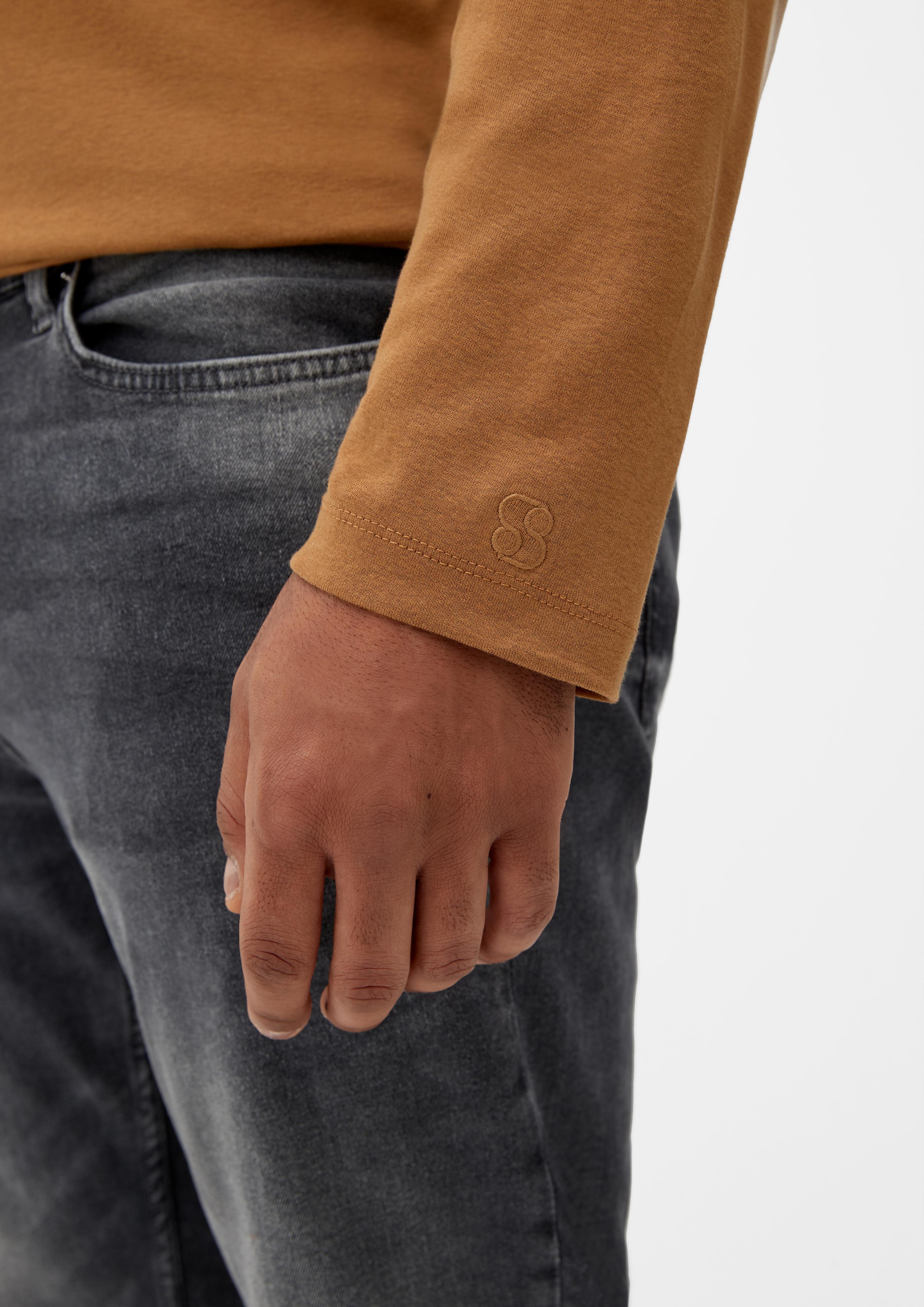 Geripptes Longsleeve mit Turtleneck  2124863-8469