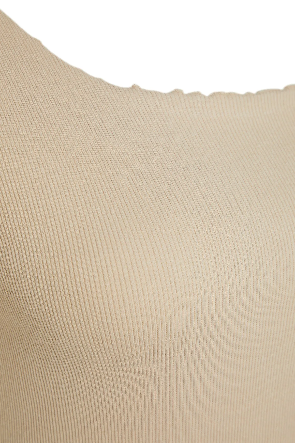 Trendyol Curve  Stone Corded U-Neck Strick-T-Shirt TBBSS23BF00010