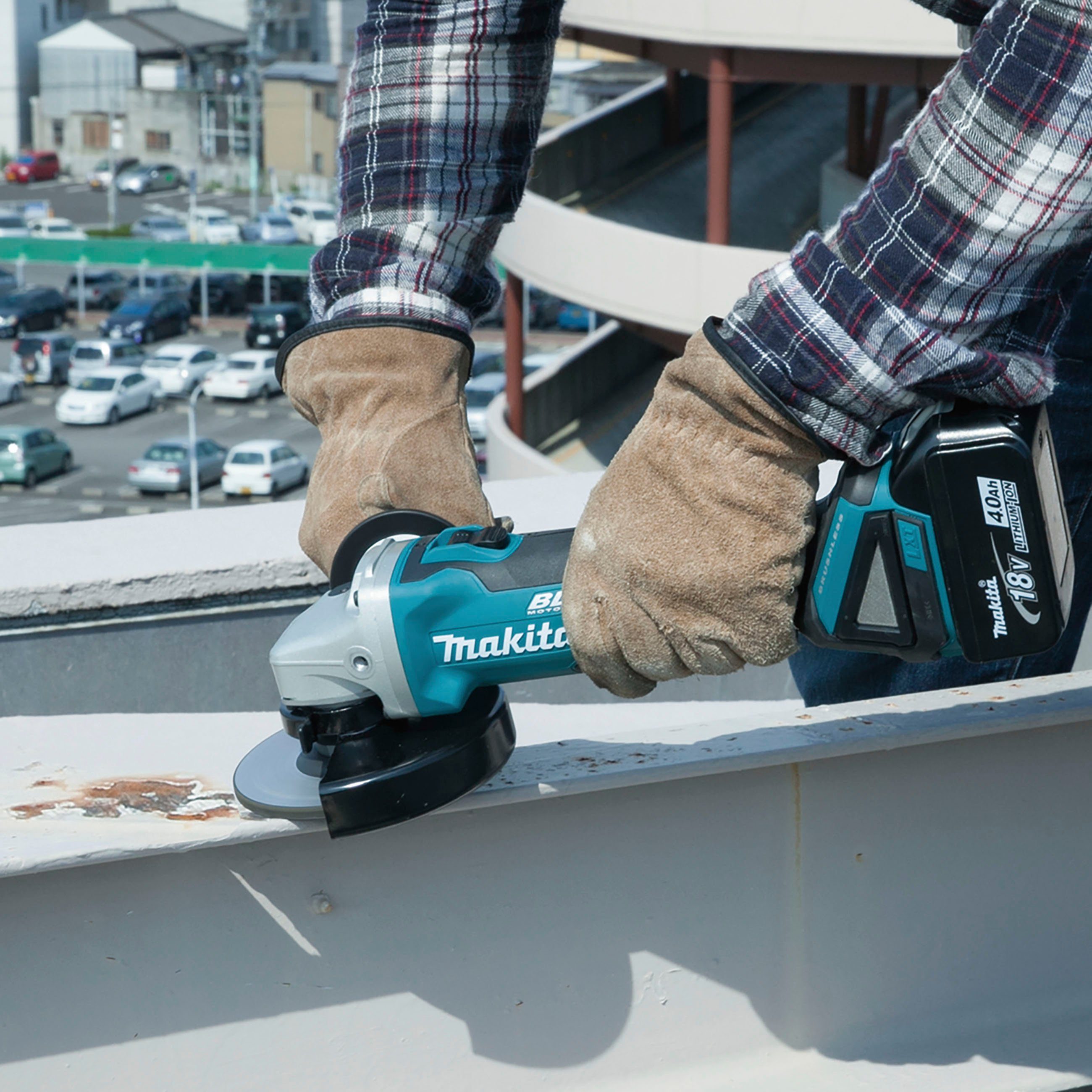 Makita Akku-Winkelschleifer DGA504Z, 29 mm max. Schnitttiefe, ohne Akku und Ladegerät
