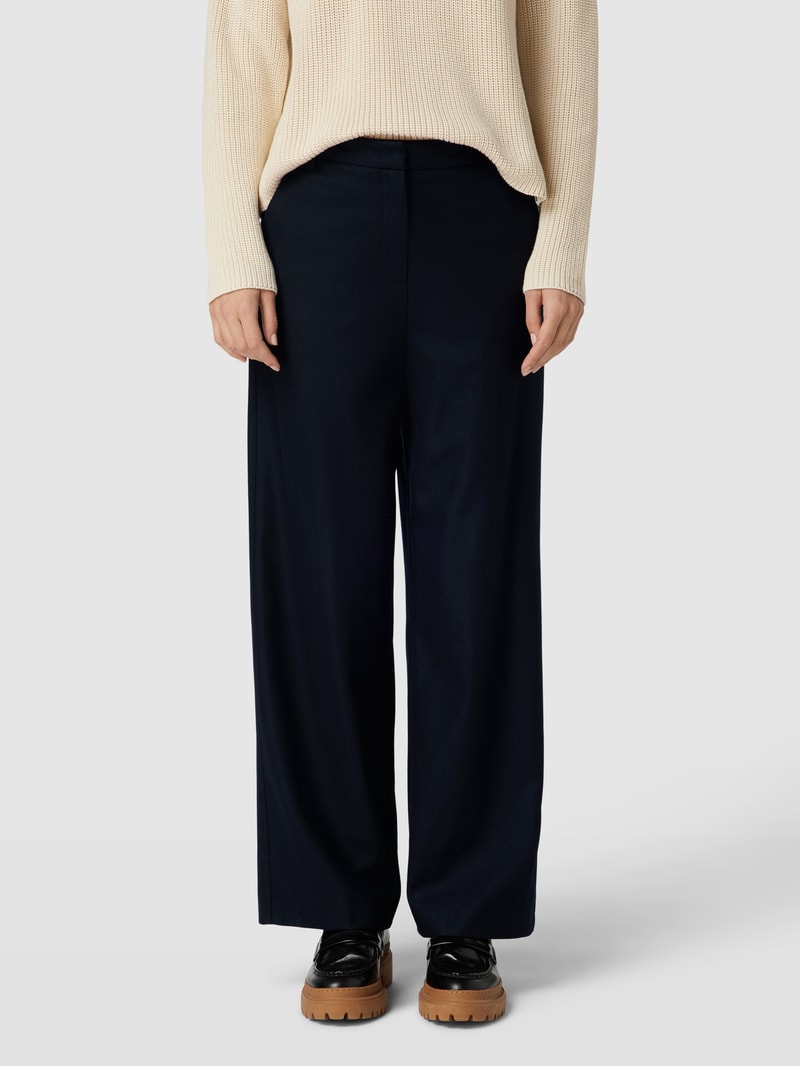 Stoffhose mit französischen Eingrifftaschen in marineblau