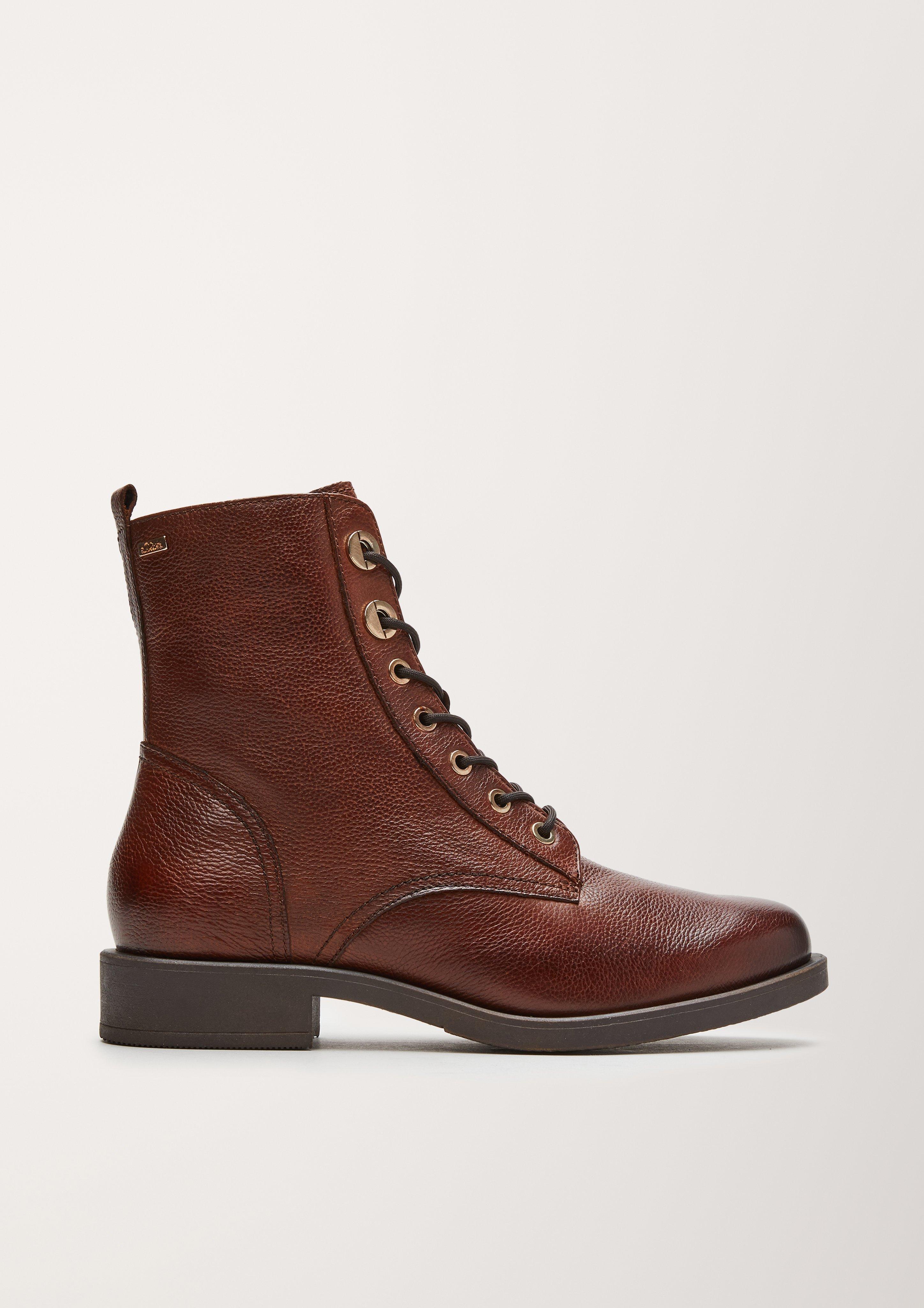 Schnürstiefel aus Leder  101.107.101.25121-305