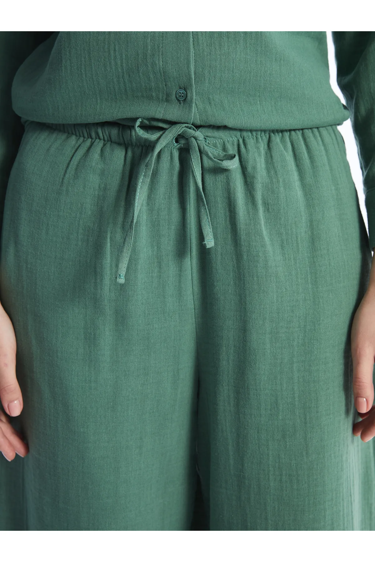 LC Waikiki  Bequem sitzende Musselin-Damenhose mit elastischem Bund