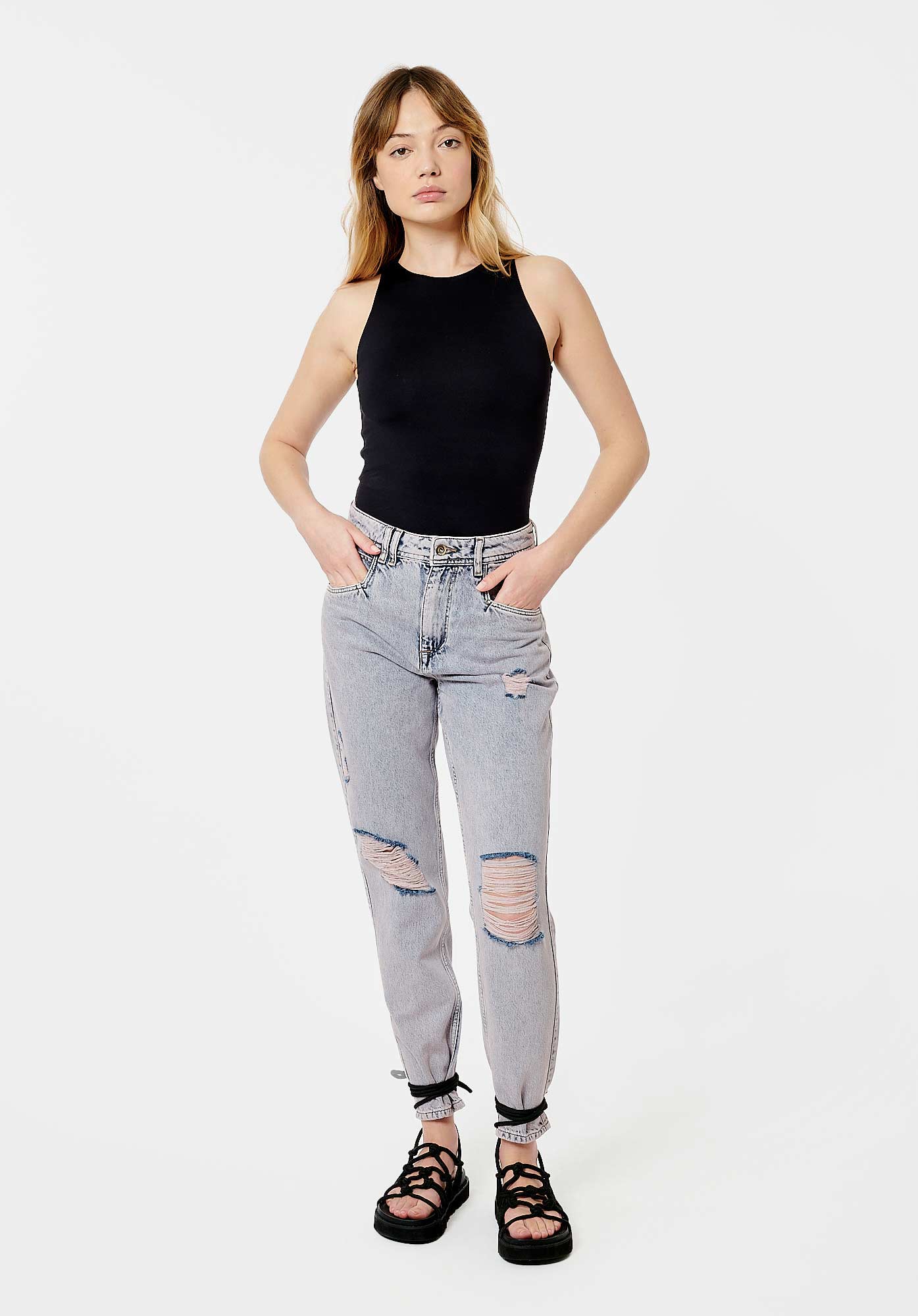 ELISA  Jean Mom femme