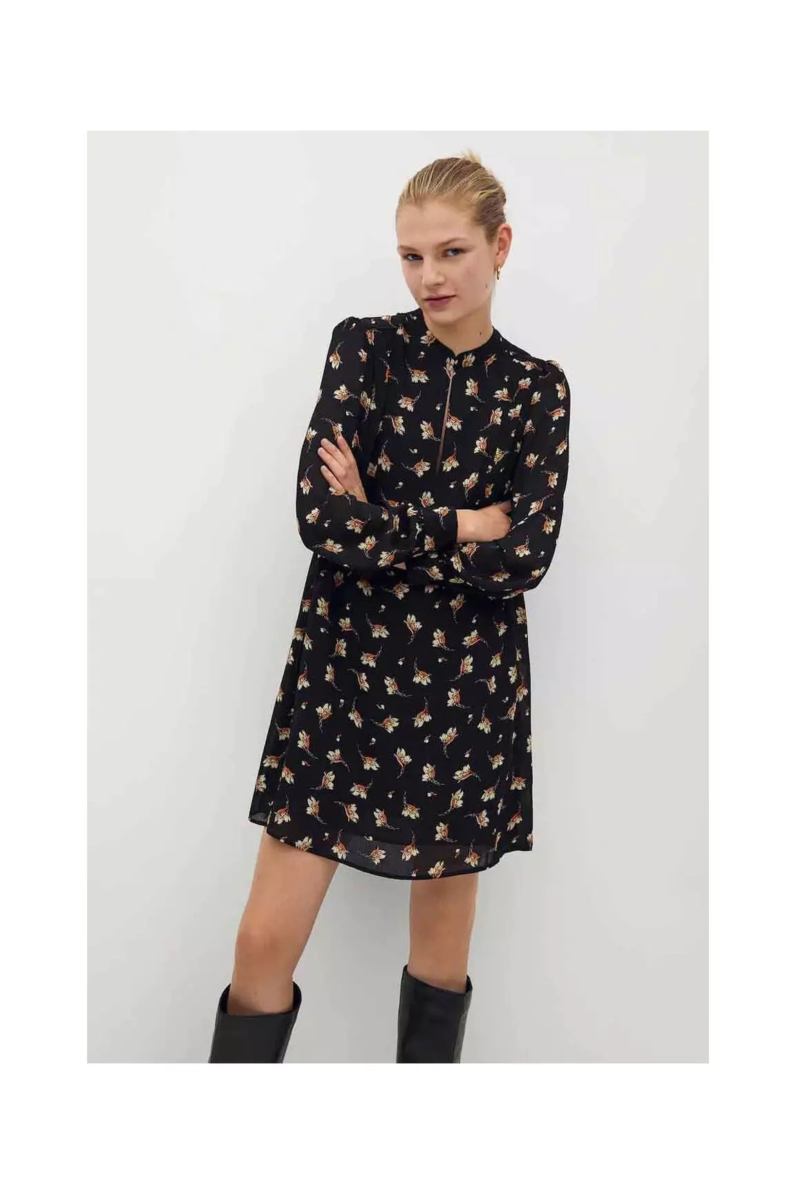 Mango Robes Courtes Femme couleur noir