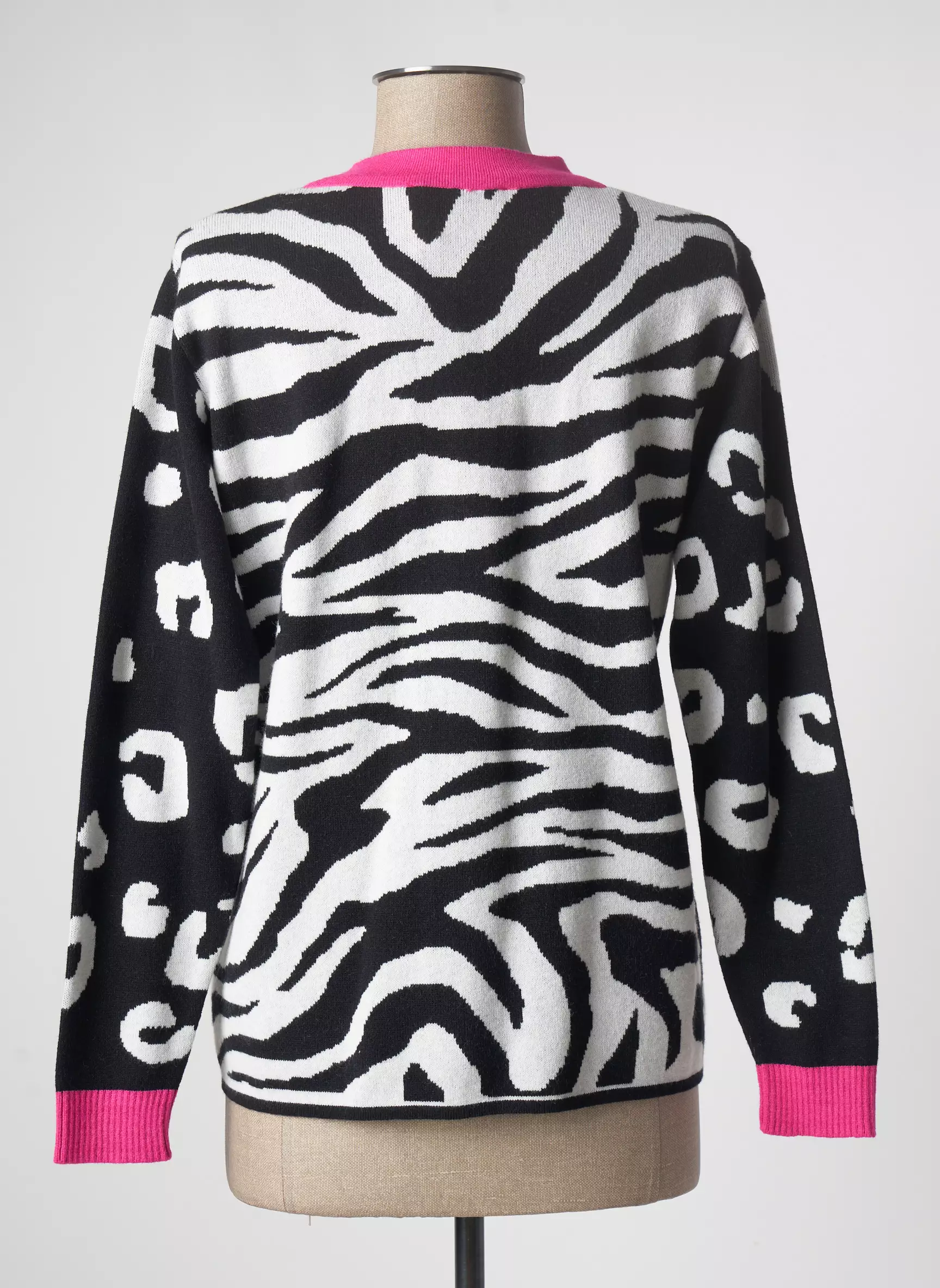 Pame Carrioni Cardigans Femme couleur noir