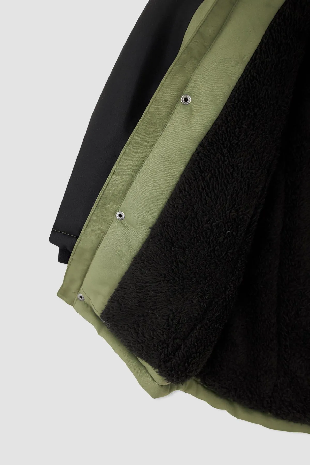 DeFacto  Mit Fleece gefütterter Kunstpelzmantel mit Kapuze für Jungen